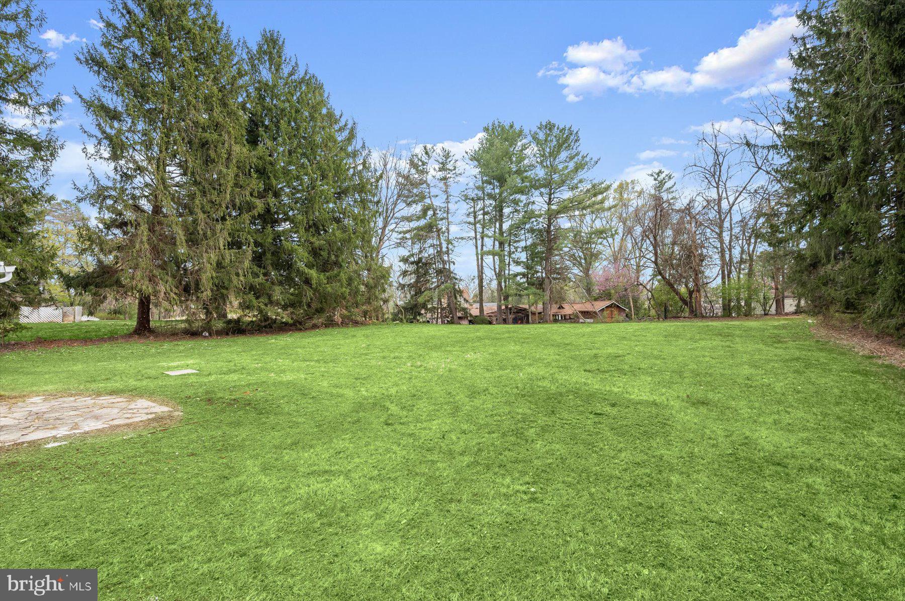 GLEN HILLS - Residential