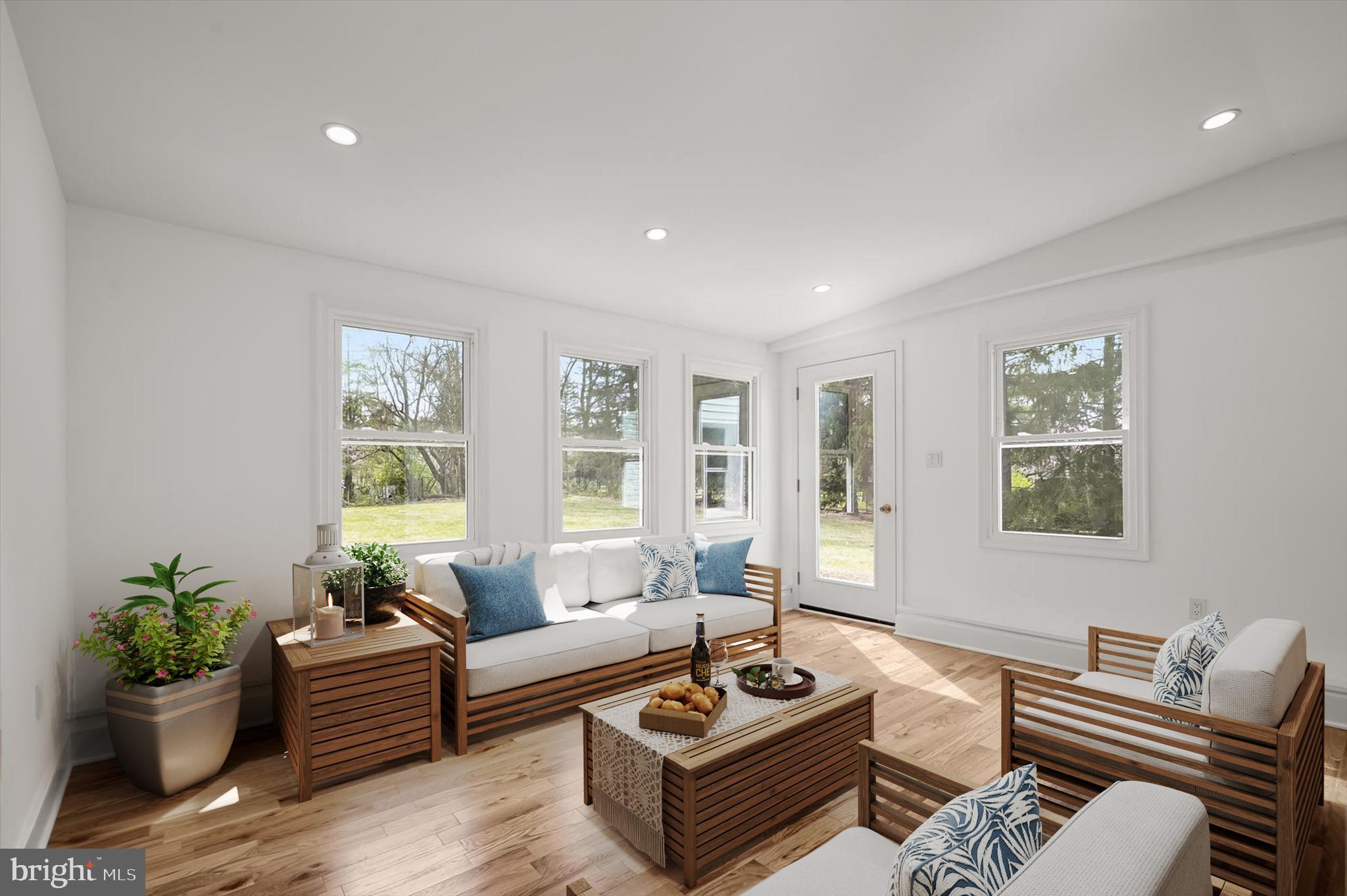 GLEN HILLS - Residential