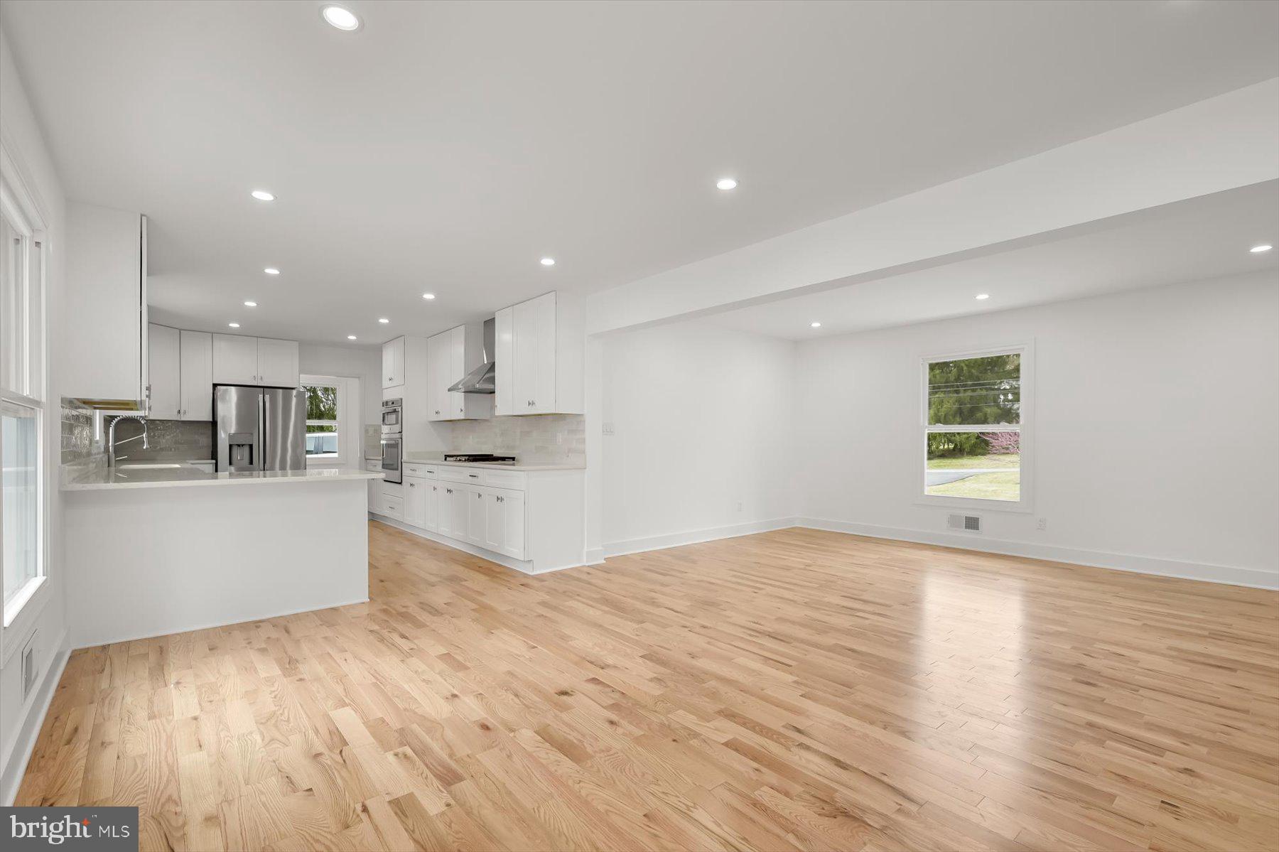 GLEN HILLS - Residential