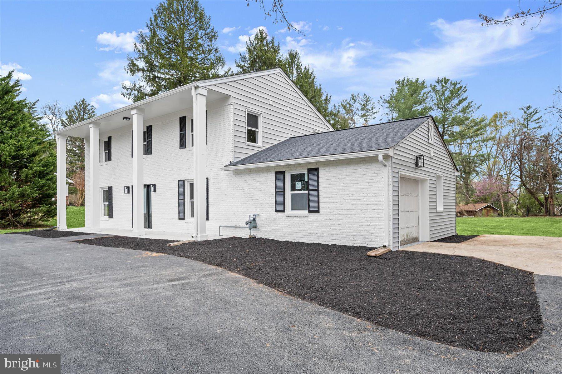 GLEN HILLS - Residential