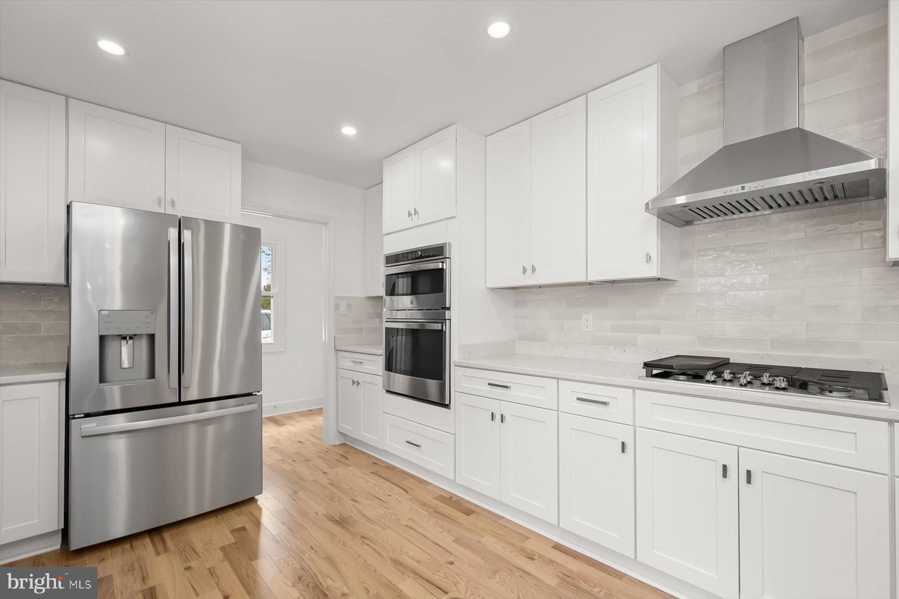 GLEN HILLS - Residential