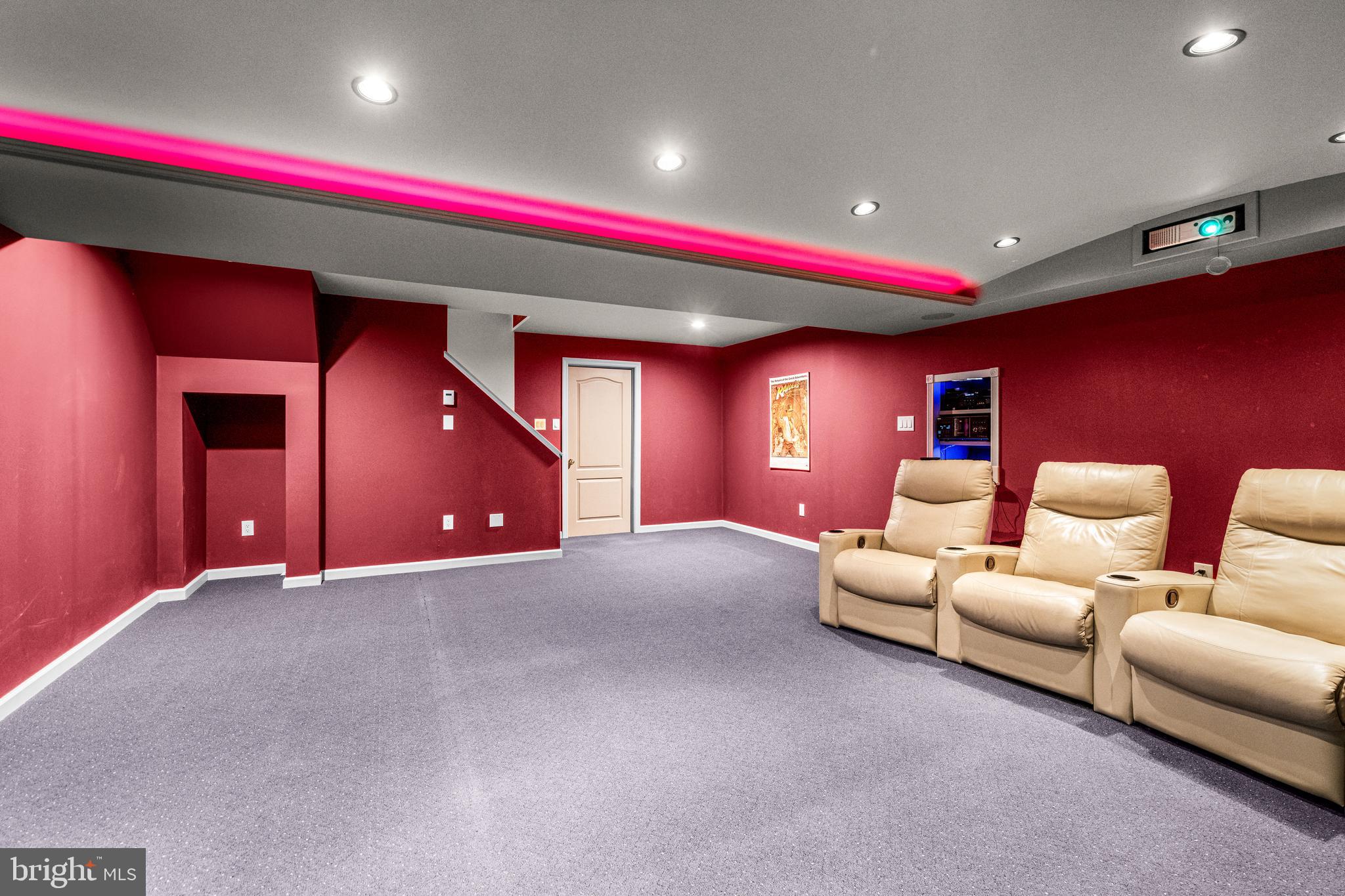 RIDINGS OF SOUTHAMPT - Residential