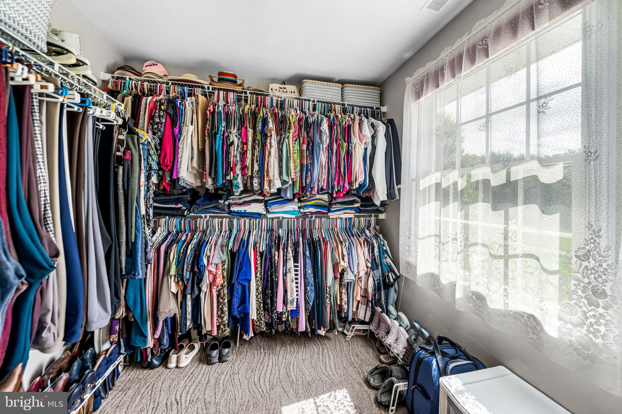 RIDINGS OF SOUTHAMPT - Residential