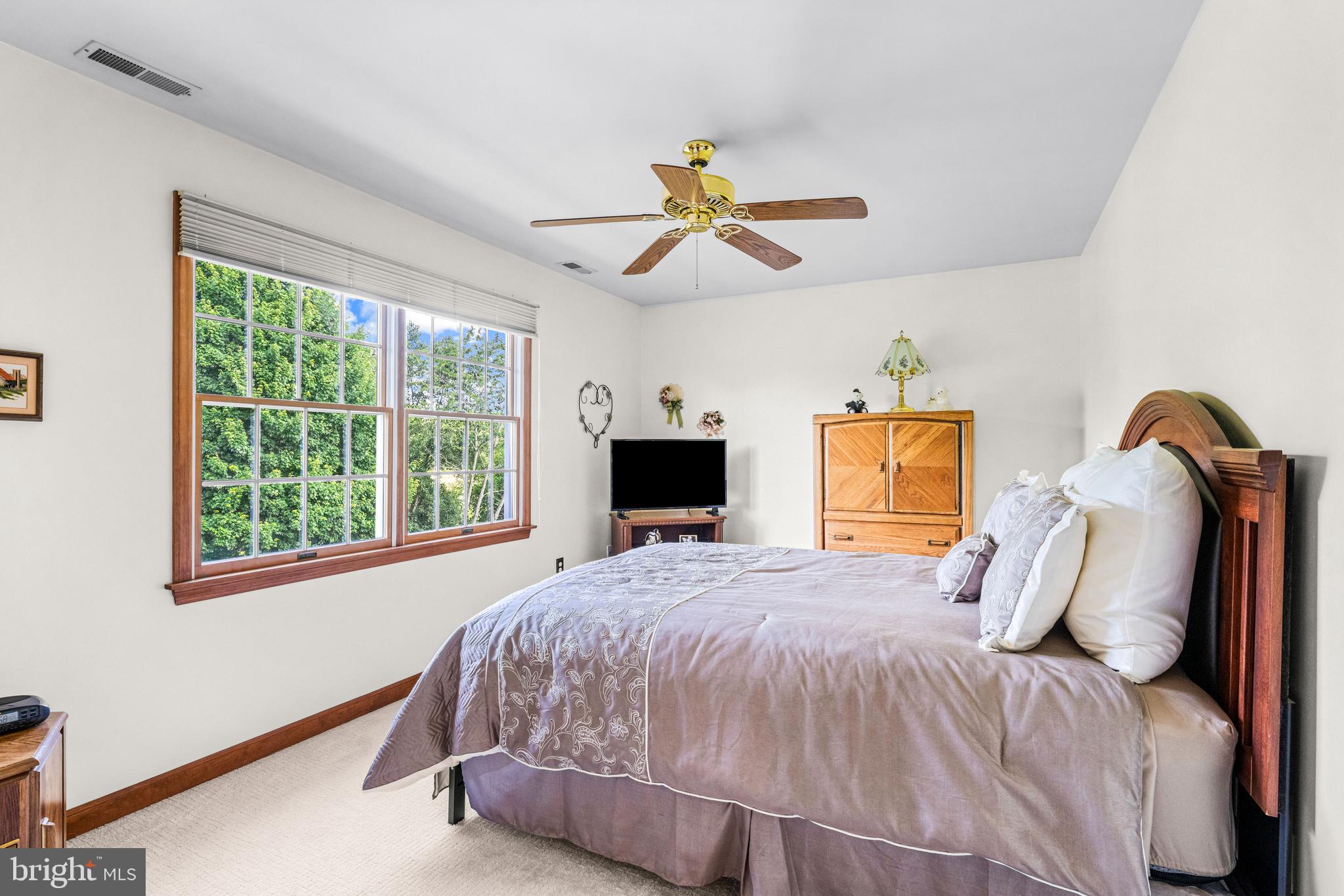 RIDINGS OF SOUTHAMPT - Residential