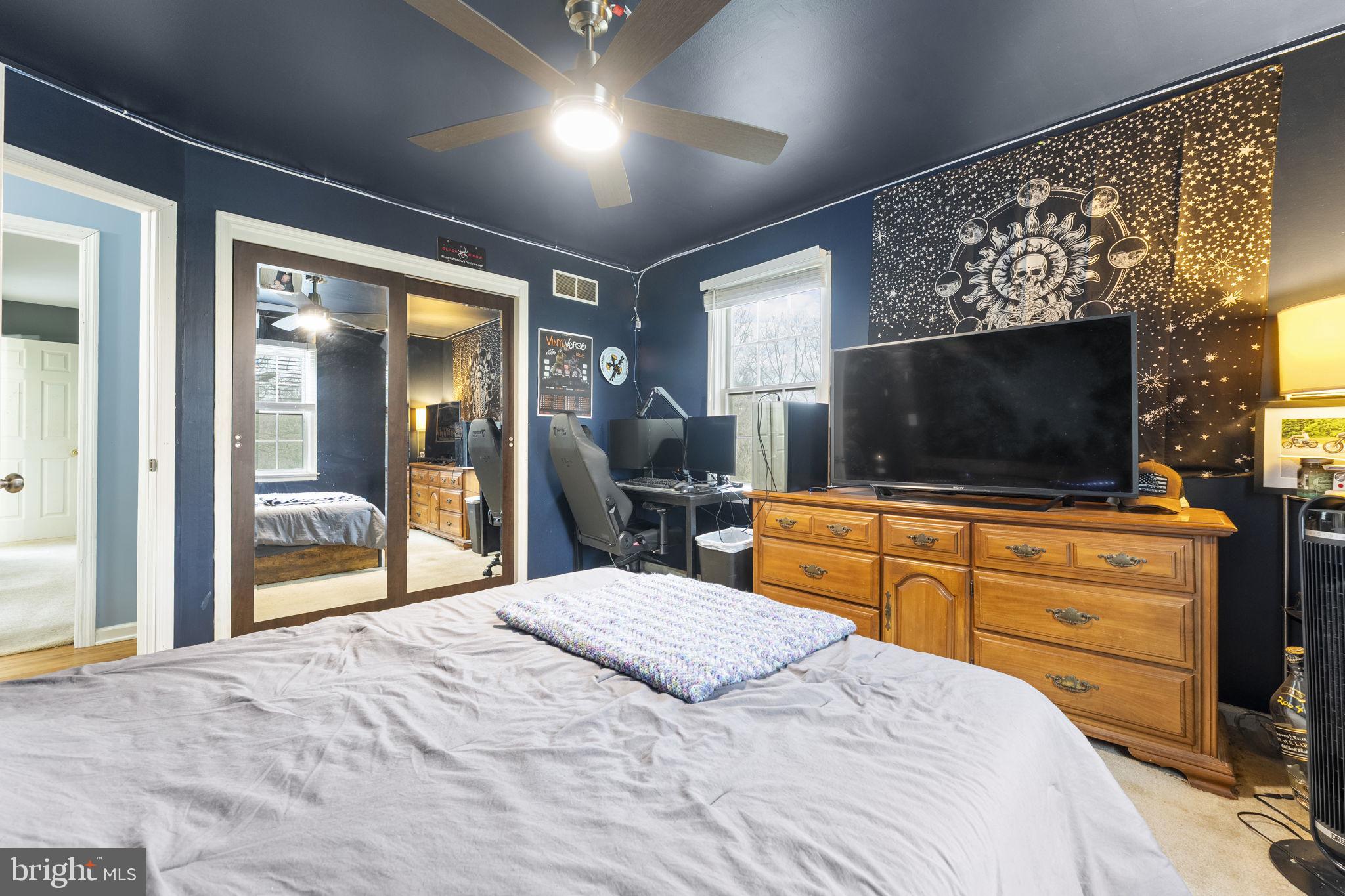 FOX BROOK - Residential