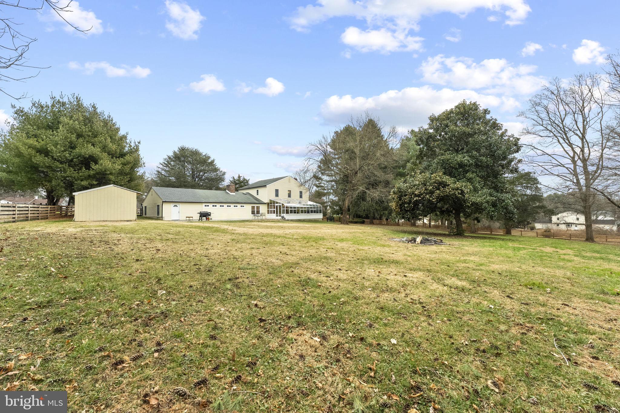 FOX BROOK - Residential