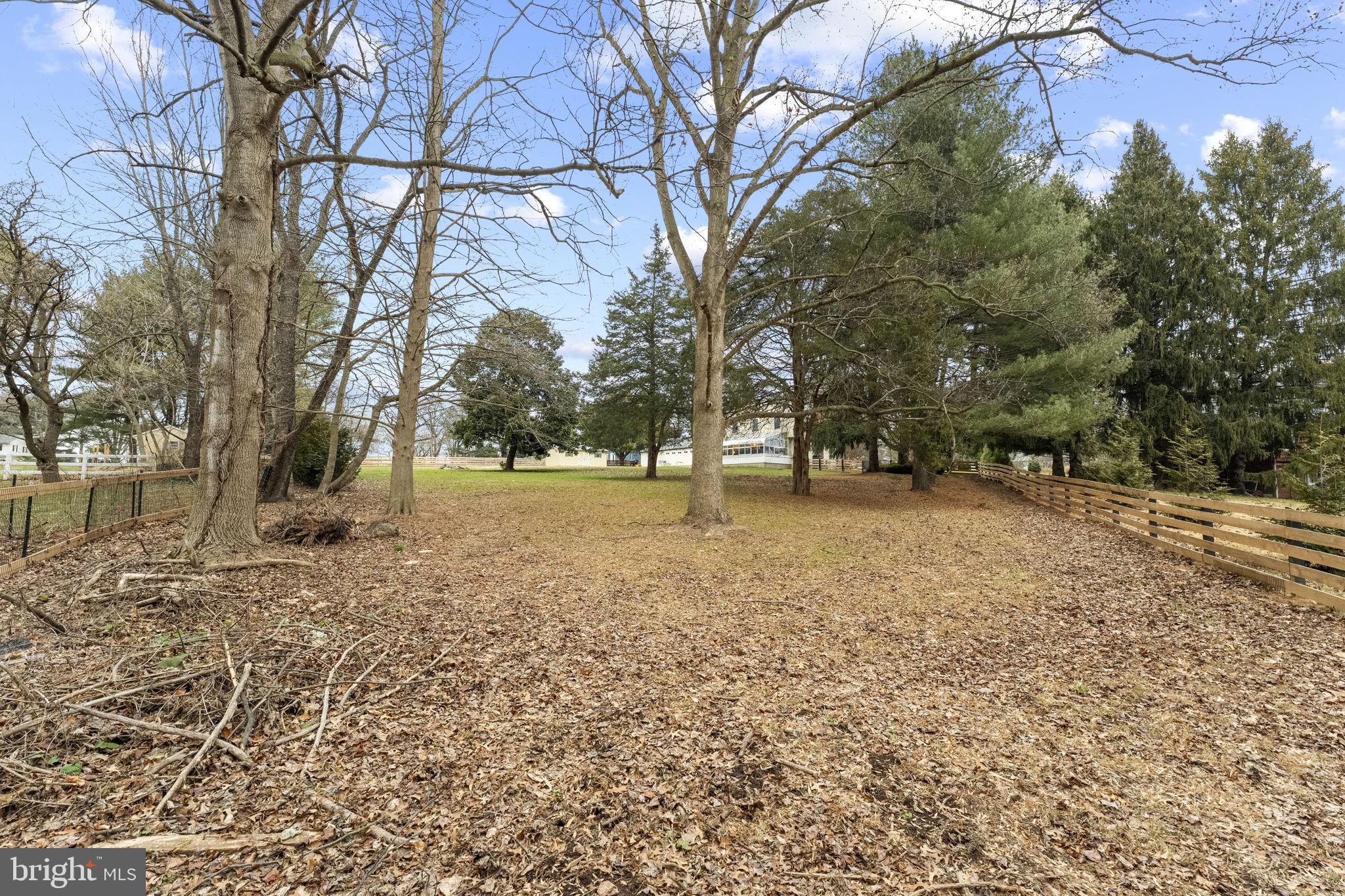 FOX BROOK - Residential