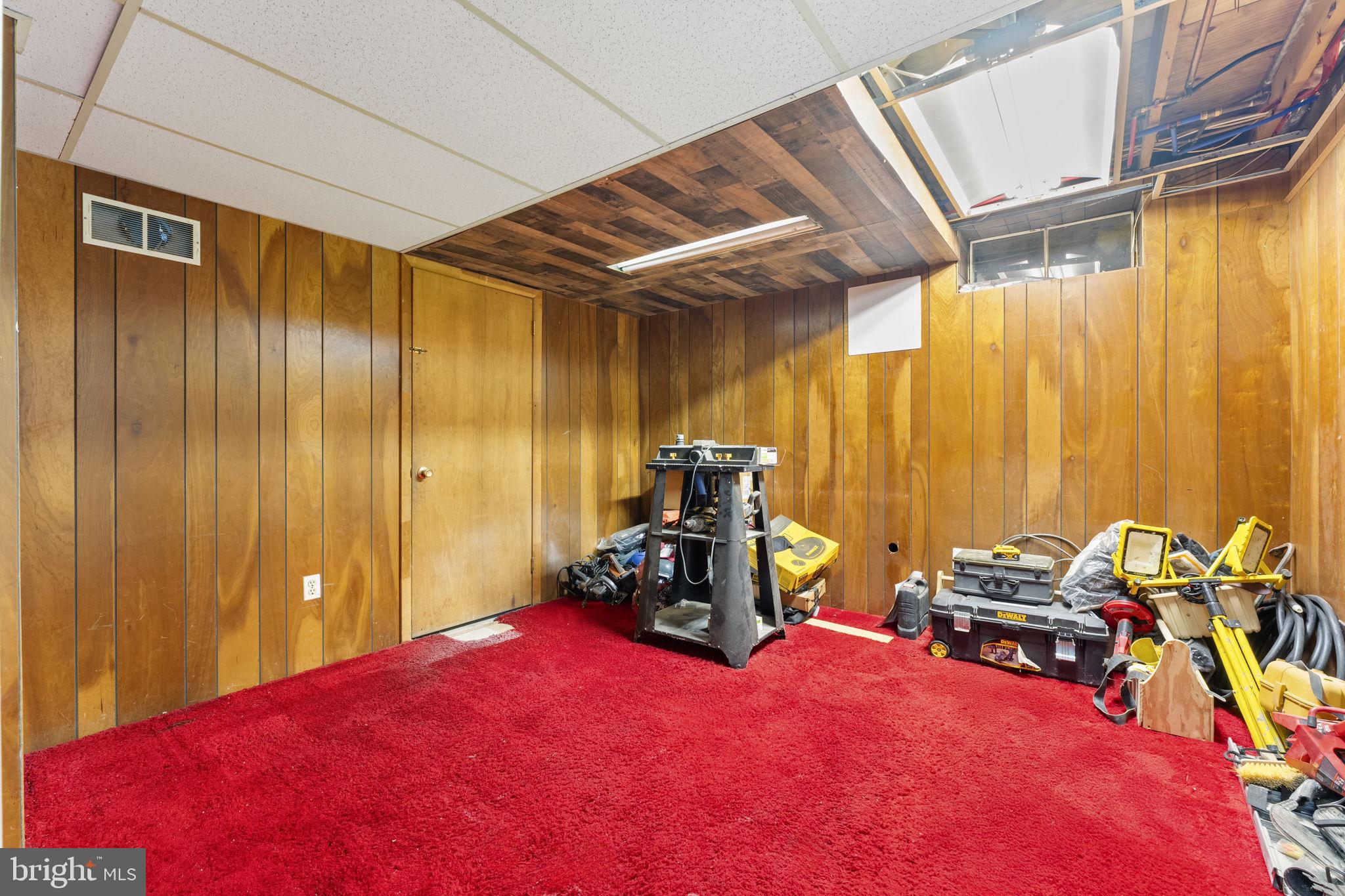 FOX BROOK - Residential