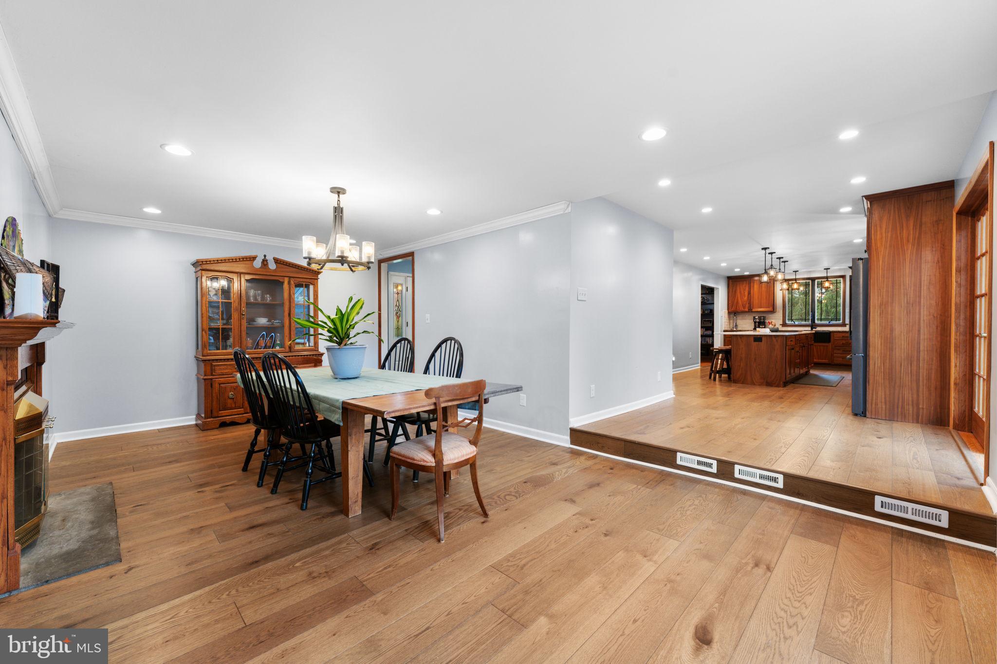 FOX BROOK - Residential