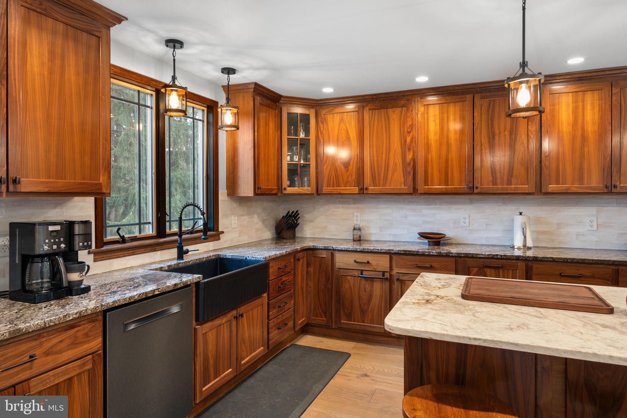 FOX BROOK - Residential