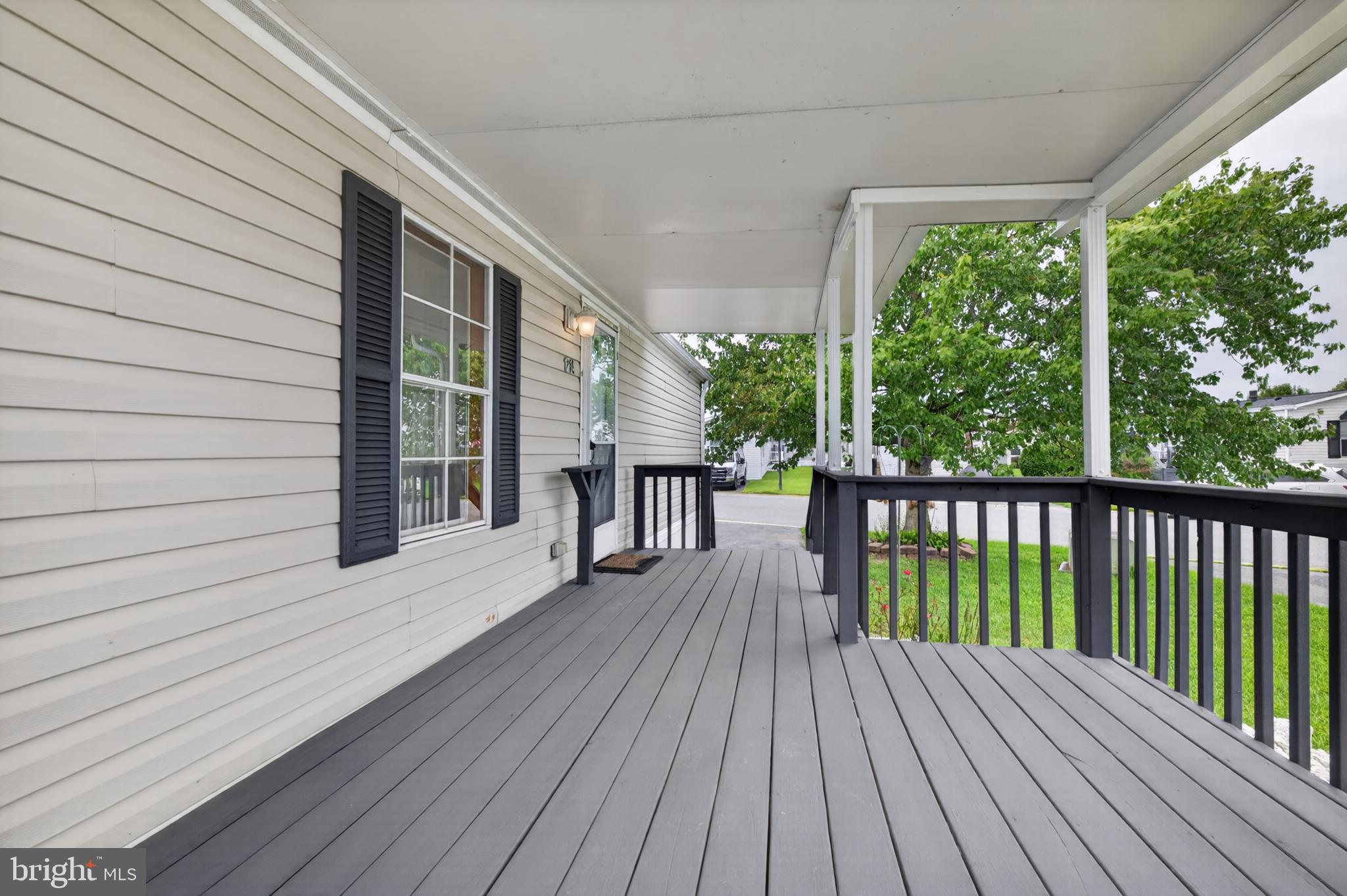 1214 DONNA MARIE WAY