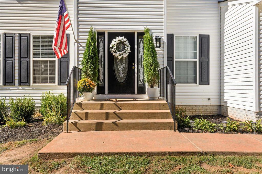 Photo of 9406 America Lane, SPOTSYLVANIA, VA 22551 (MLS # VASP2036788)
