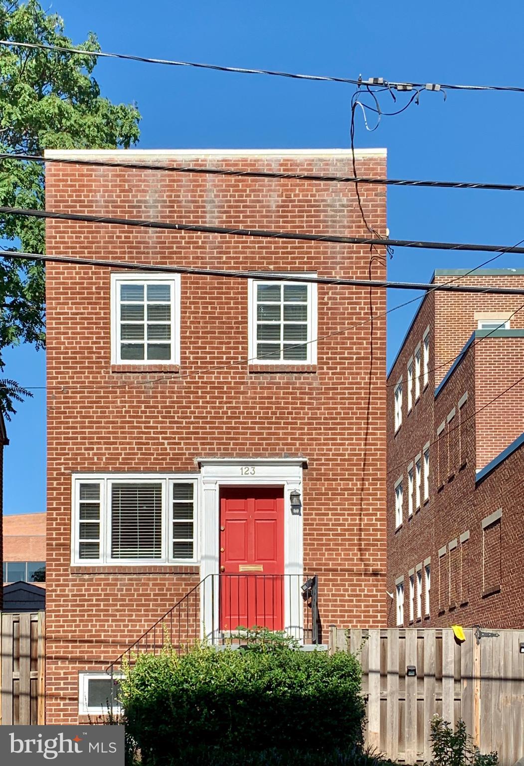 123 S WEST STREET