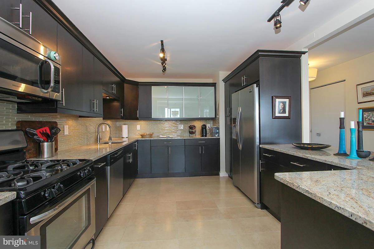 4620 NORTH PARK AVE - Residential