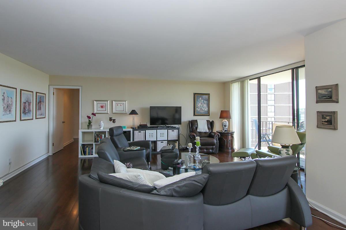 4620 NORTH PARK AVE - Residential