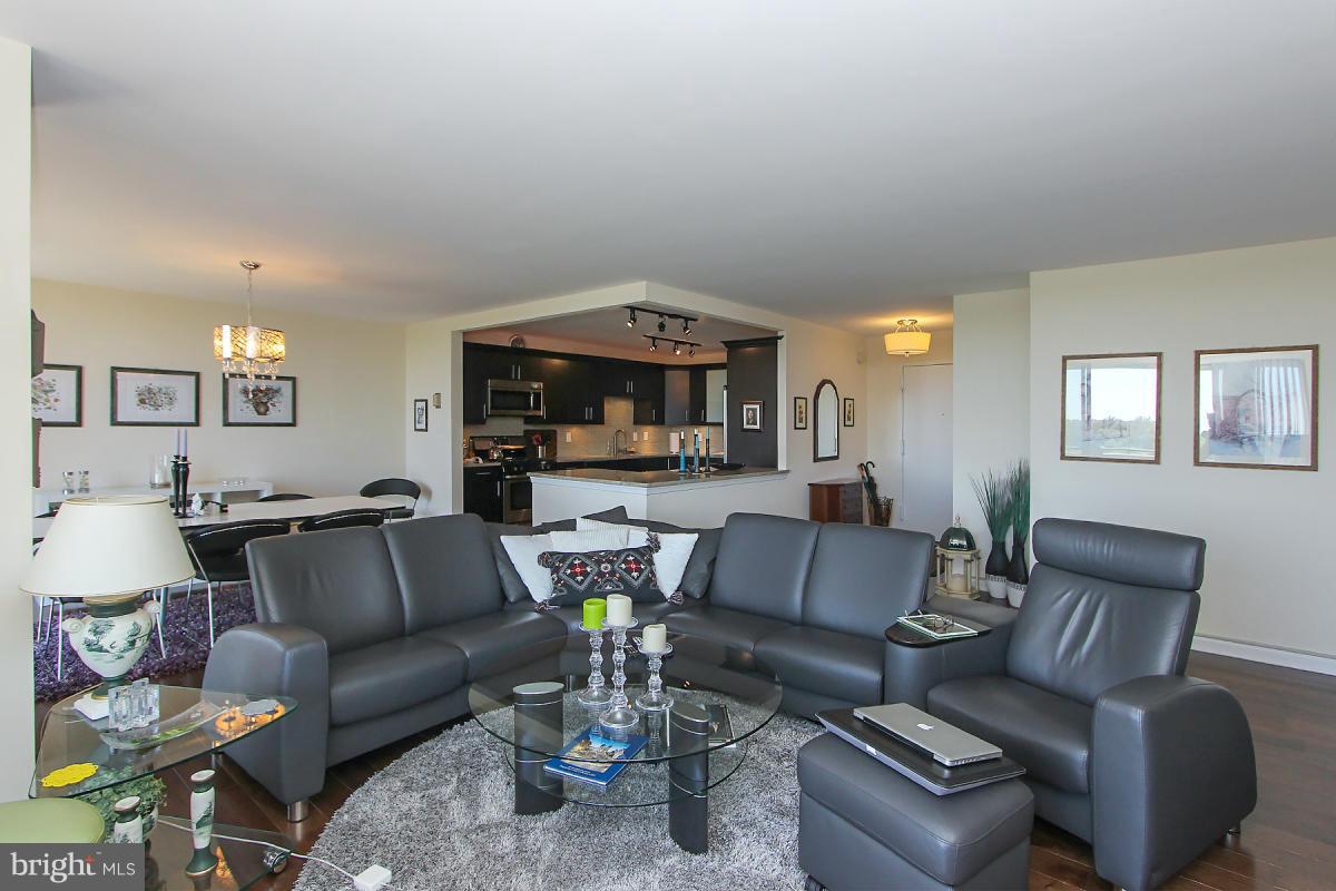 4620 NORTH PARK AVE - Residential