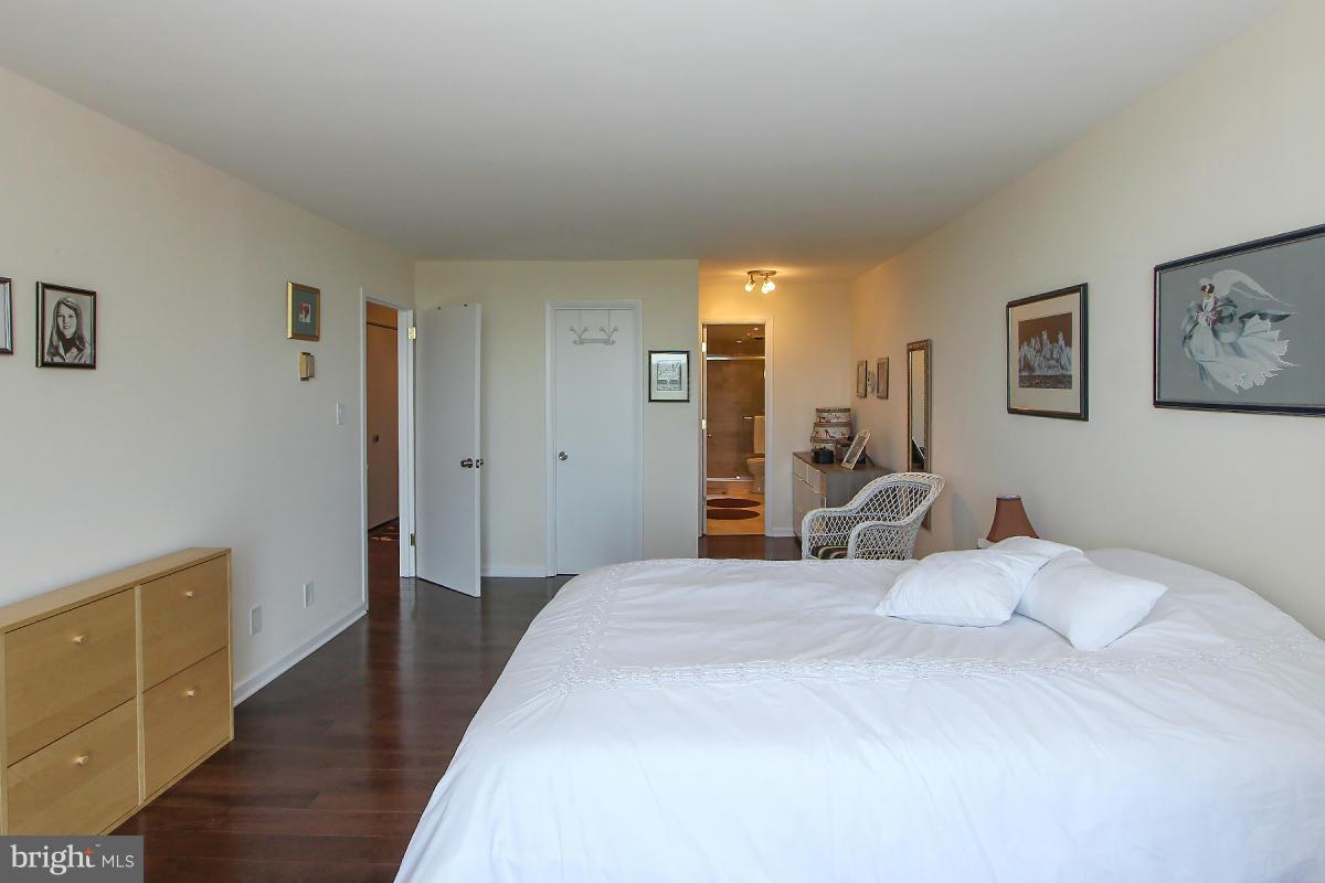 4620 NORTH PARK AVE - Residential