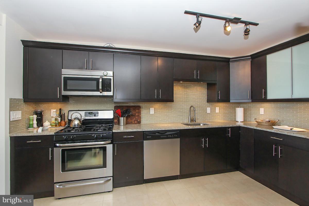 4620 NORTH PARK AVE - Residential