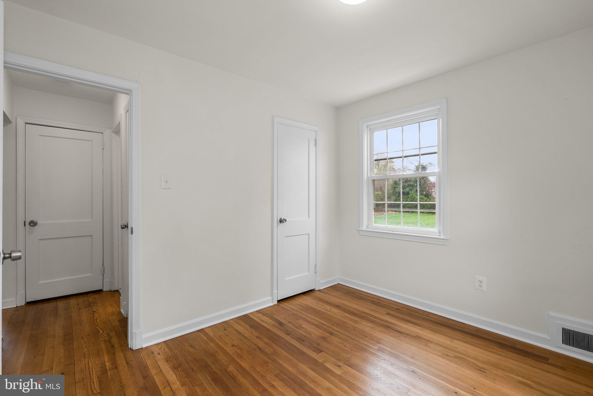 MCKENNEY HILLS - Residential Lease