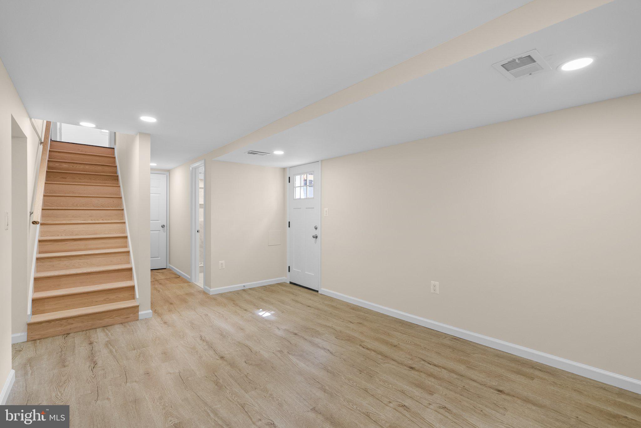 MCKENNEY HILLS - Residential Lease