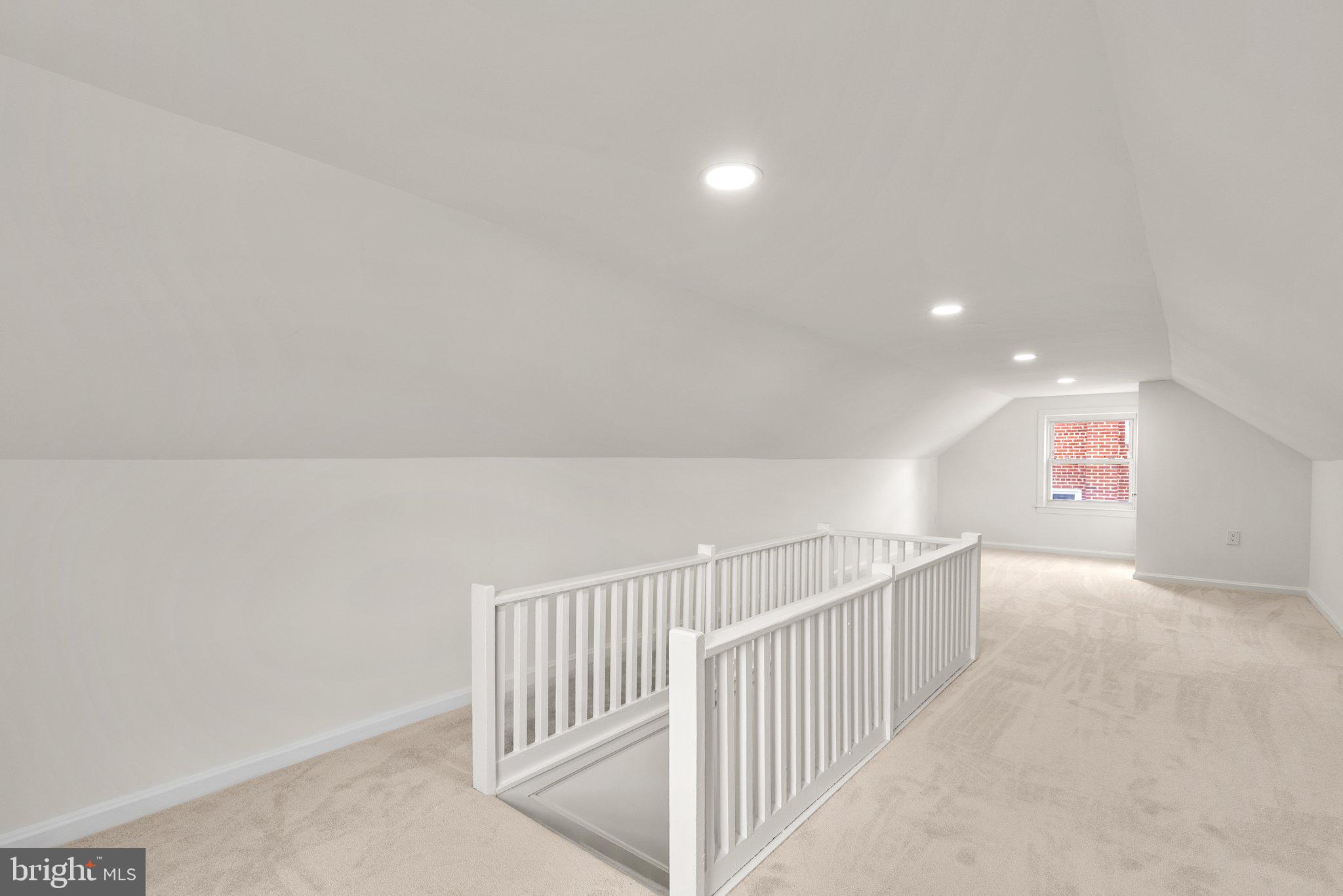 MCKENNEY HILLS - Residential Lease