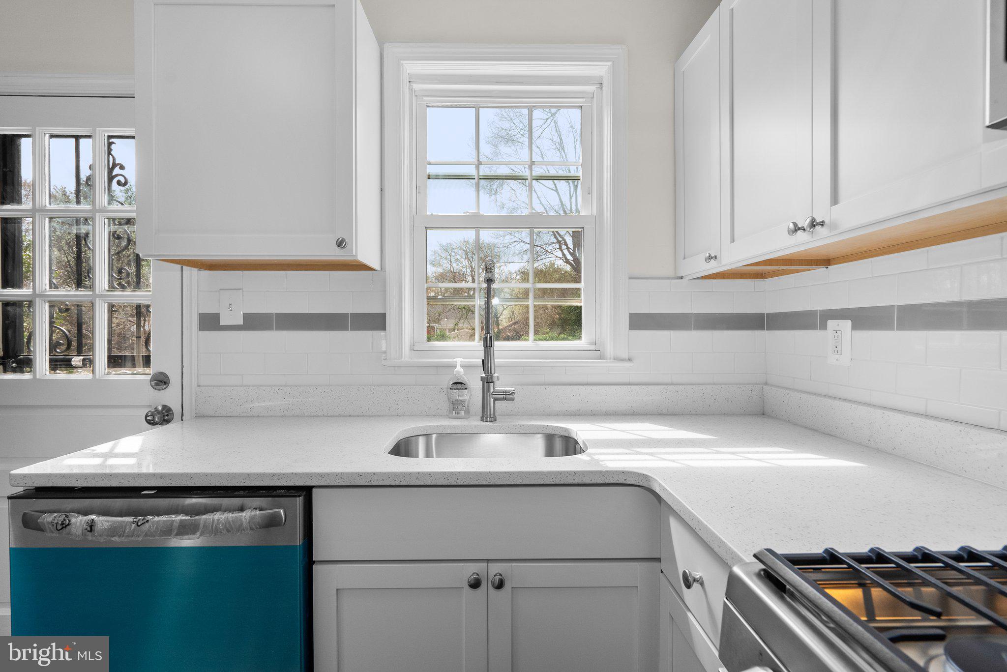 MCKENNEY HILLS - Residential Lease