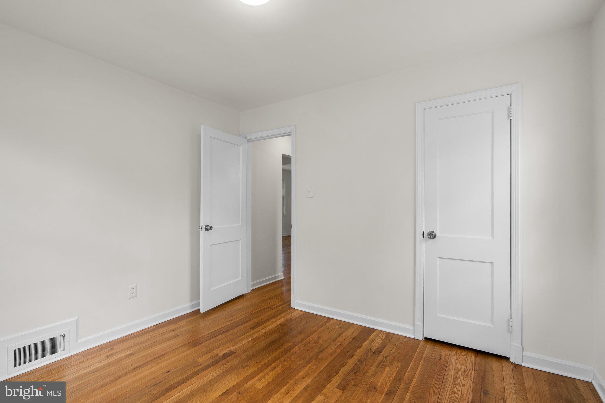 MCKENNEY HILLS - Residential Lease