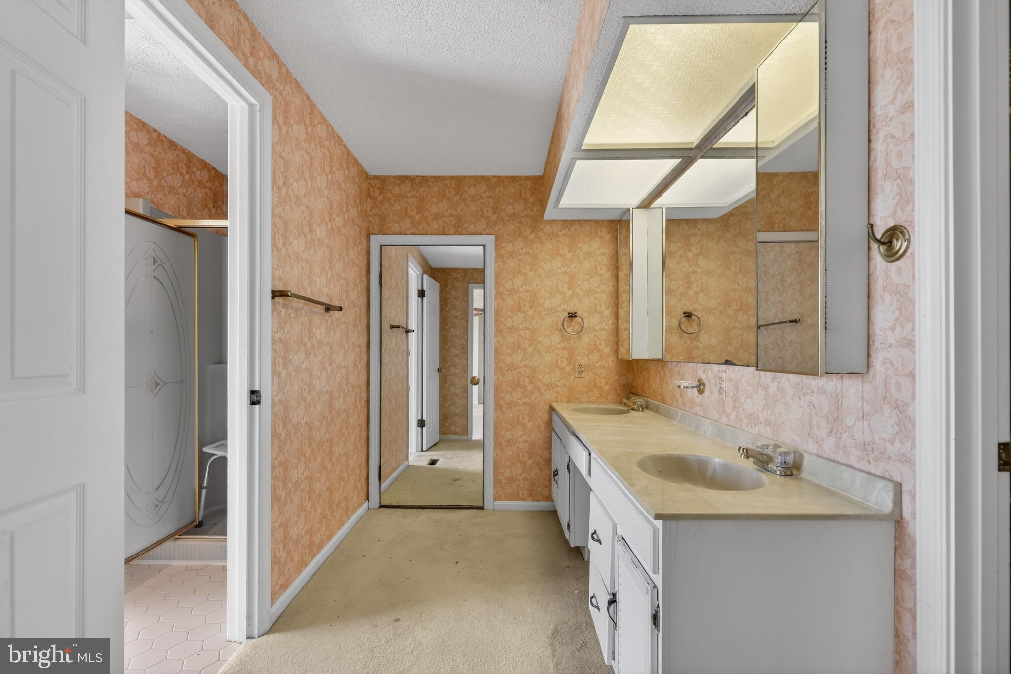 SEABREEZE DEV - Residential