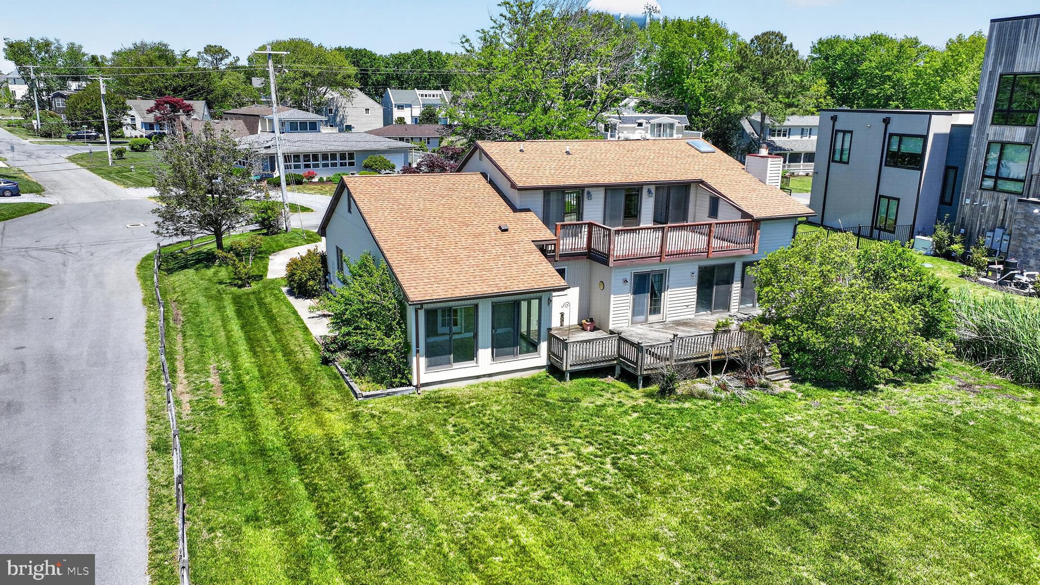 SEABREEZE DEV - Residential