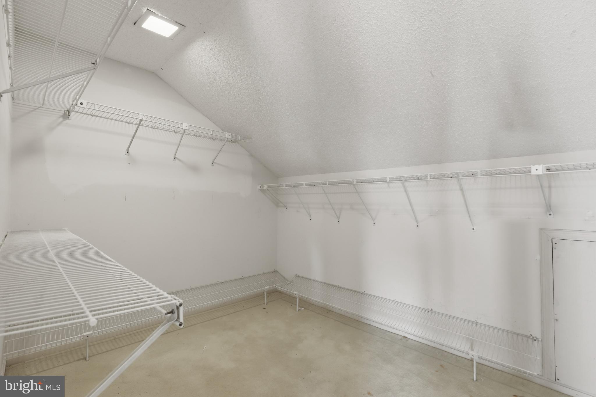 SEABREEZE DEV - Residential