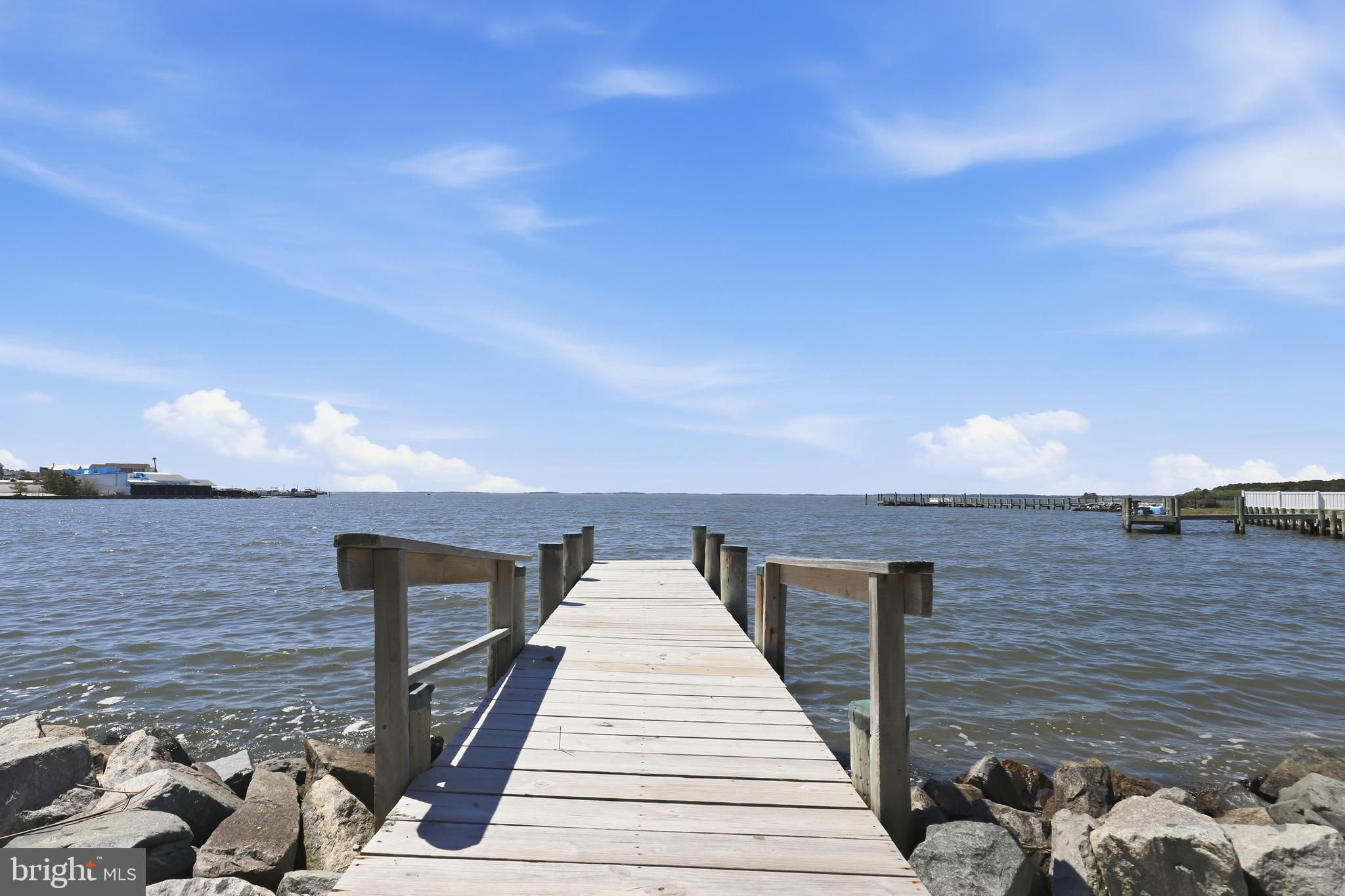 SEABREEZE DEV - Residential
