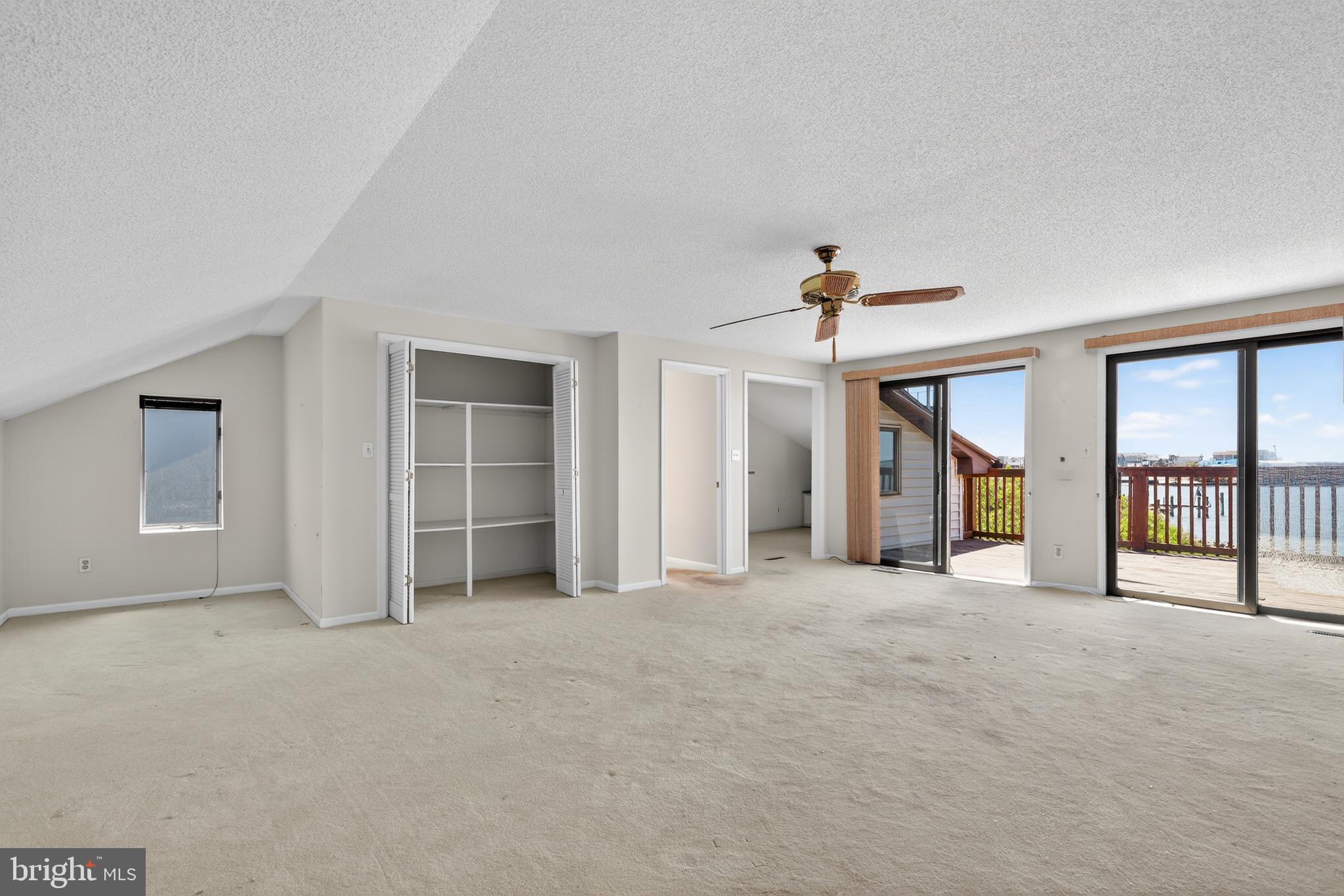 SEABREEZE DEV - Residential