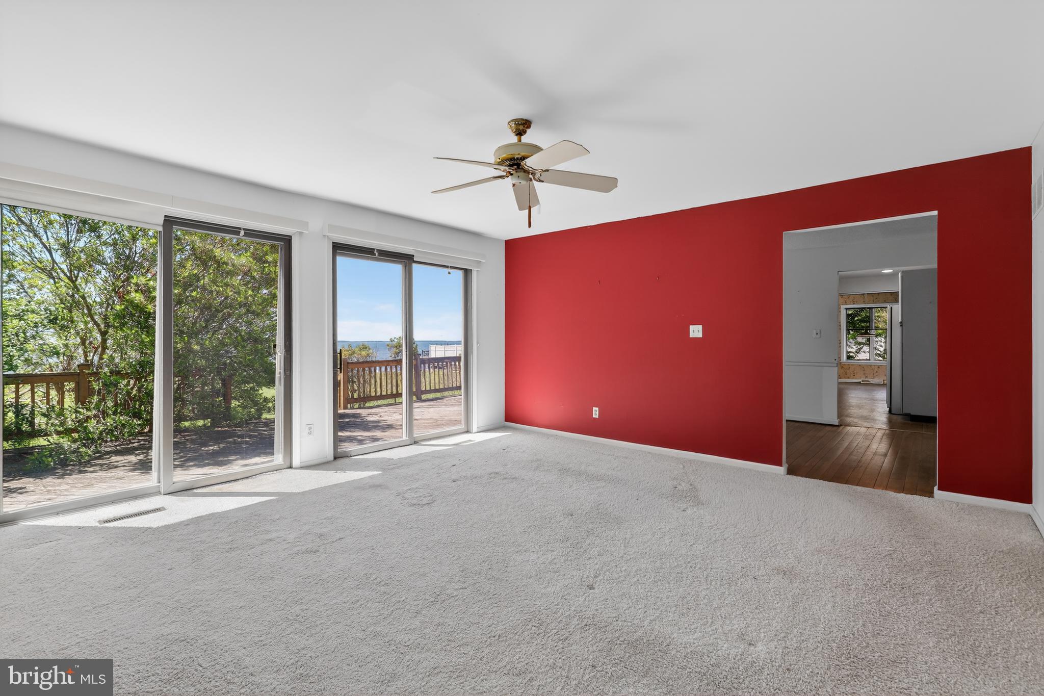 SEABREEZE DEV - Residential