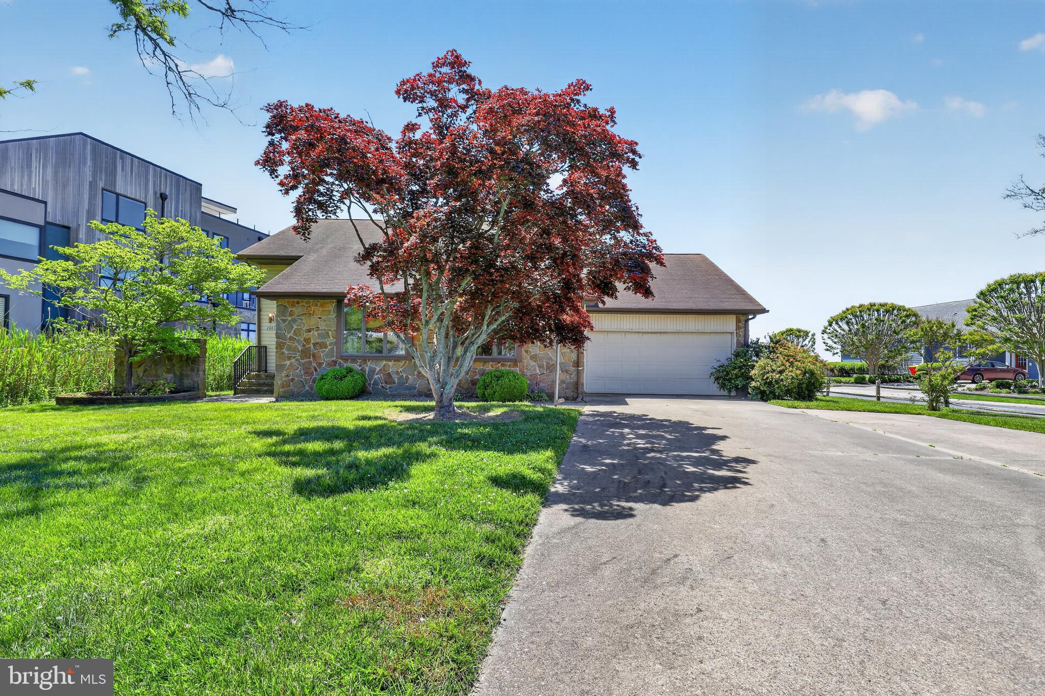 SEABREEZE DEV - Residential