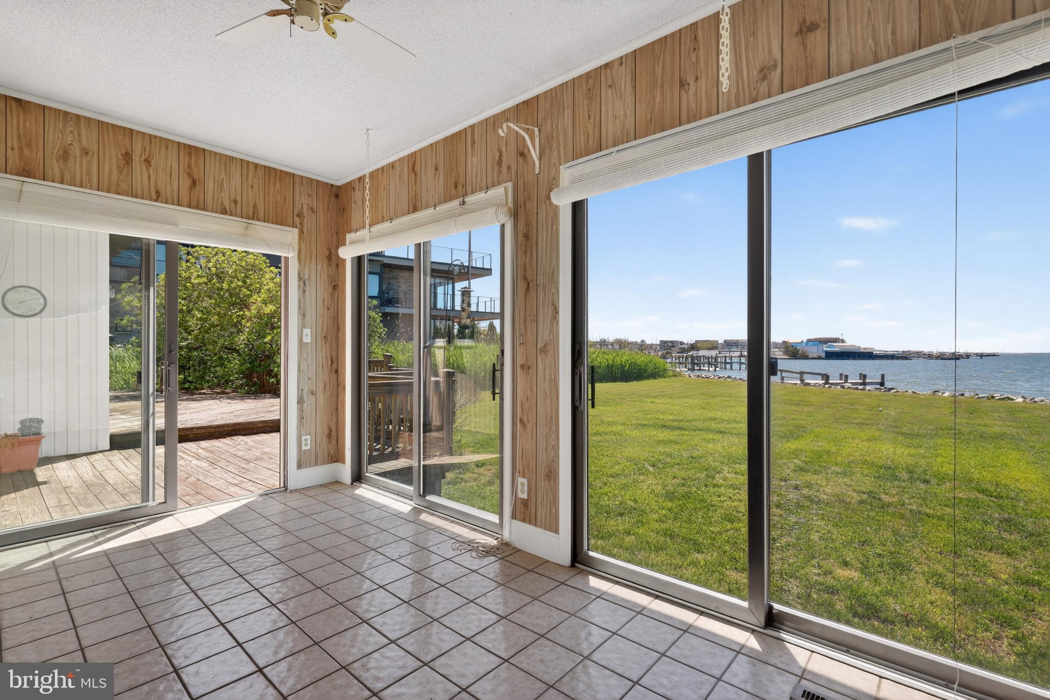 SEABREEZE DEV - Residential