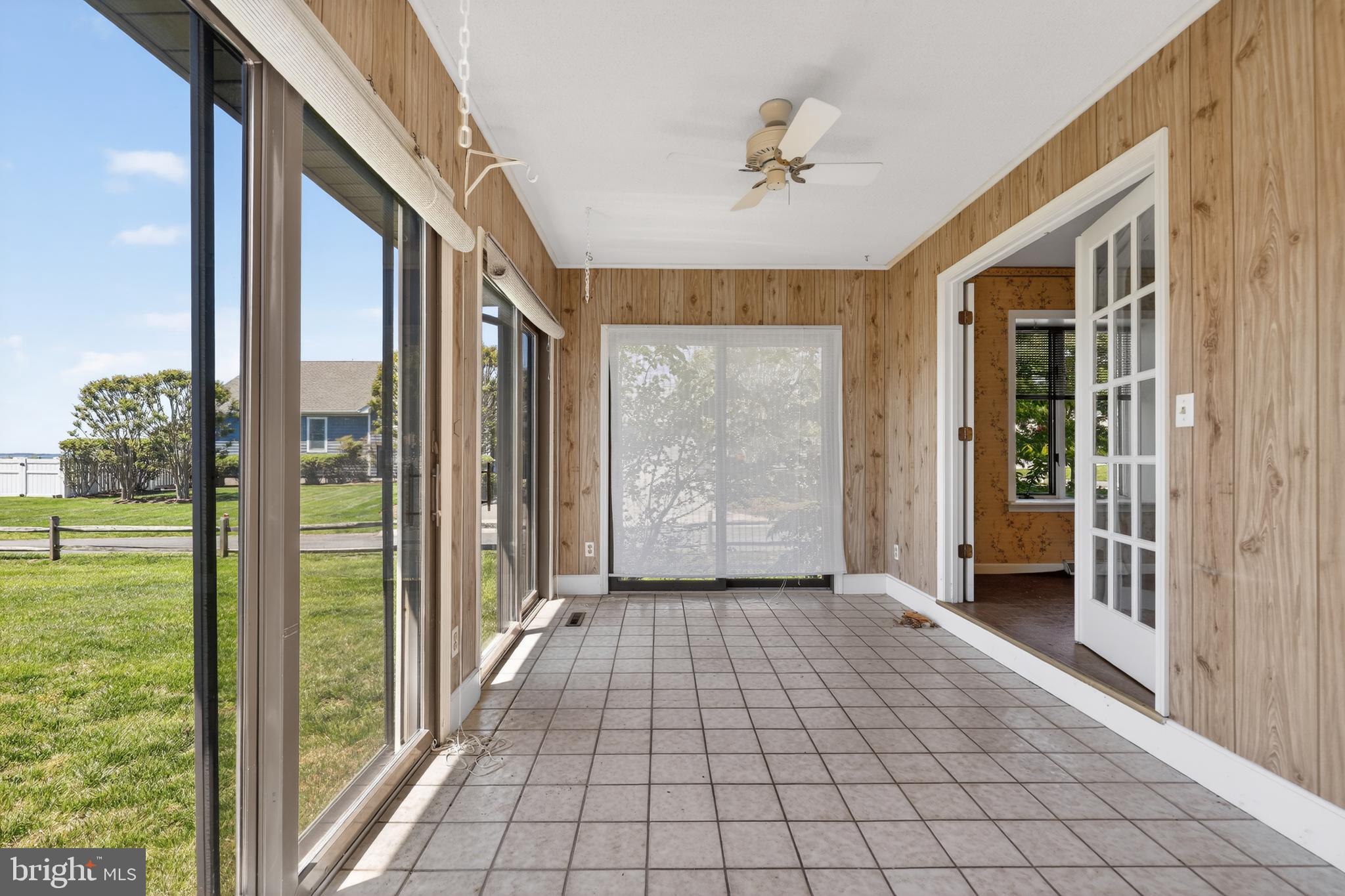 SEABREEZE DEV - Residential