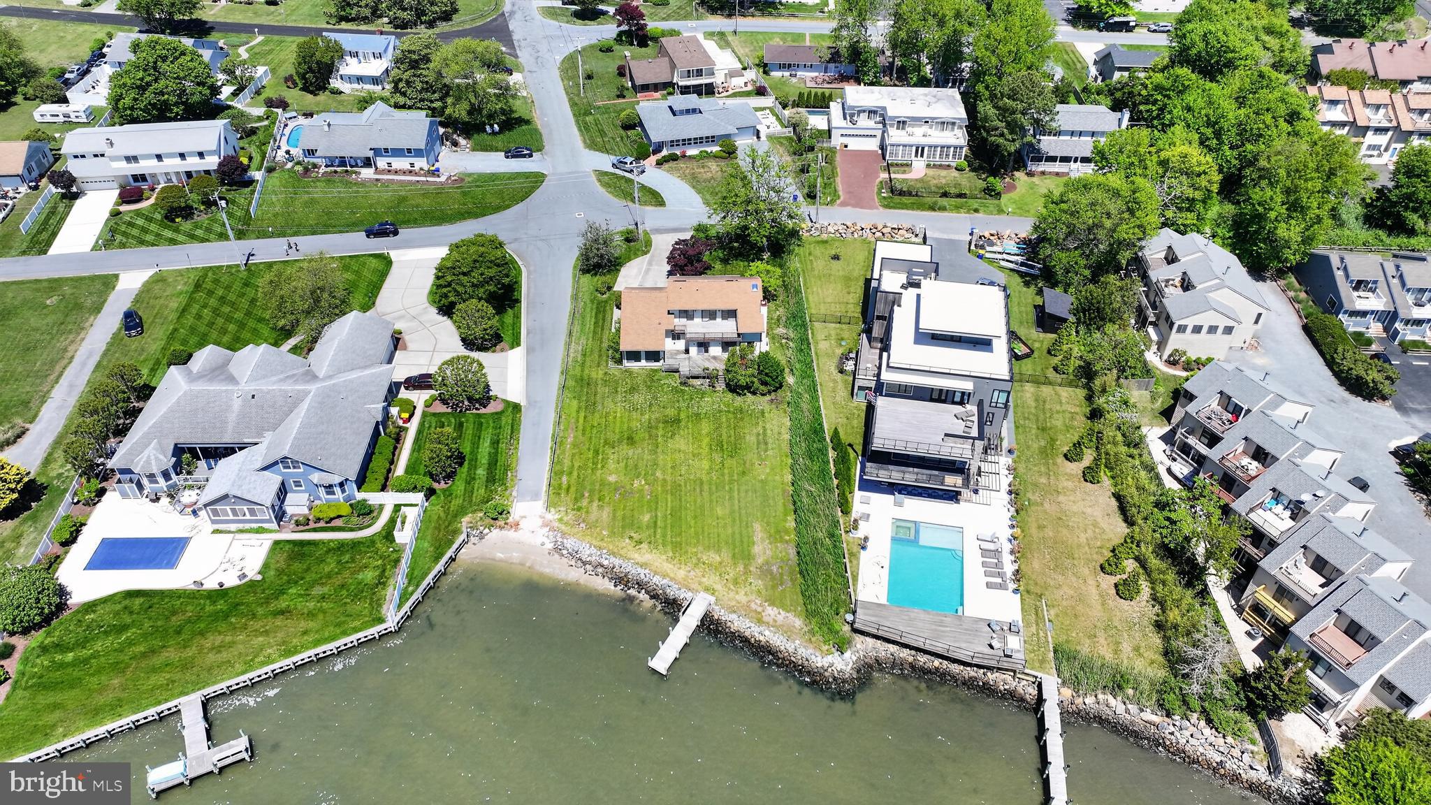 SEABREEZE DEV - Residential