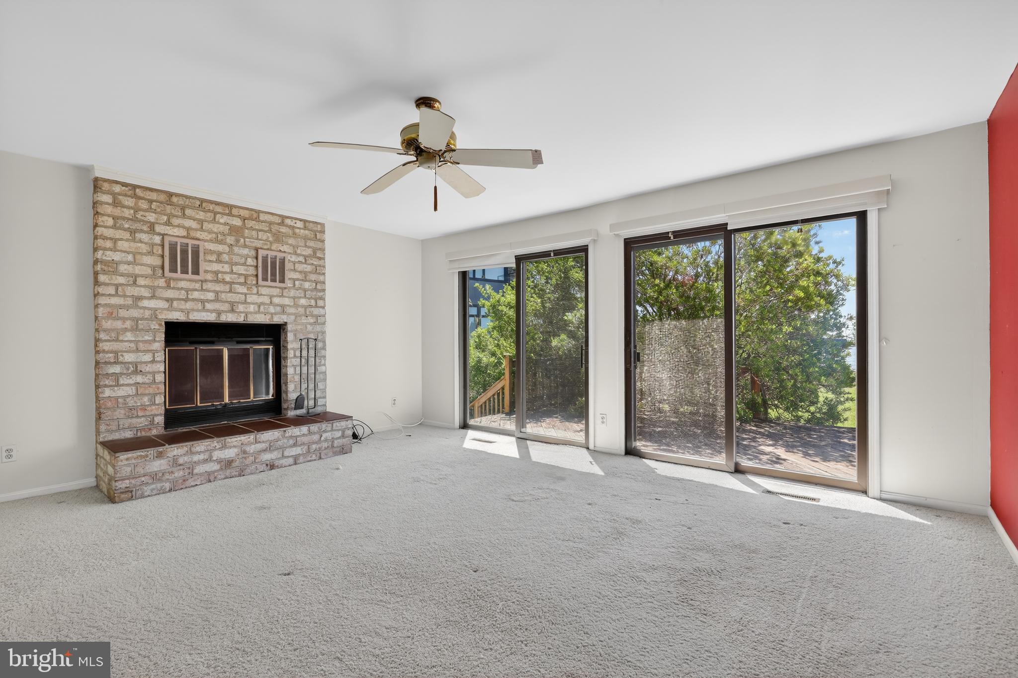 SEABREEZE DEV - Residential