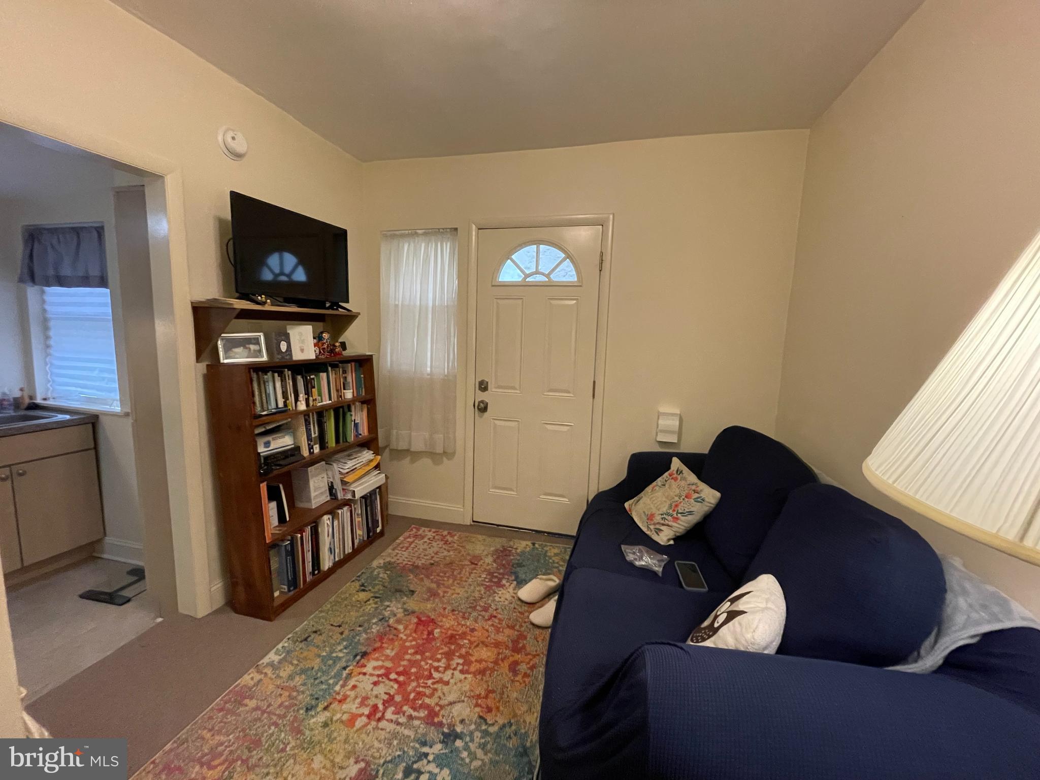 QUEEN VILLAGE - Residential Lease