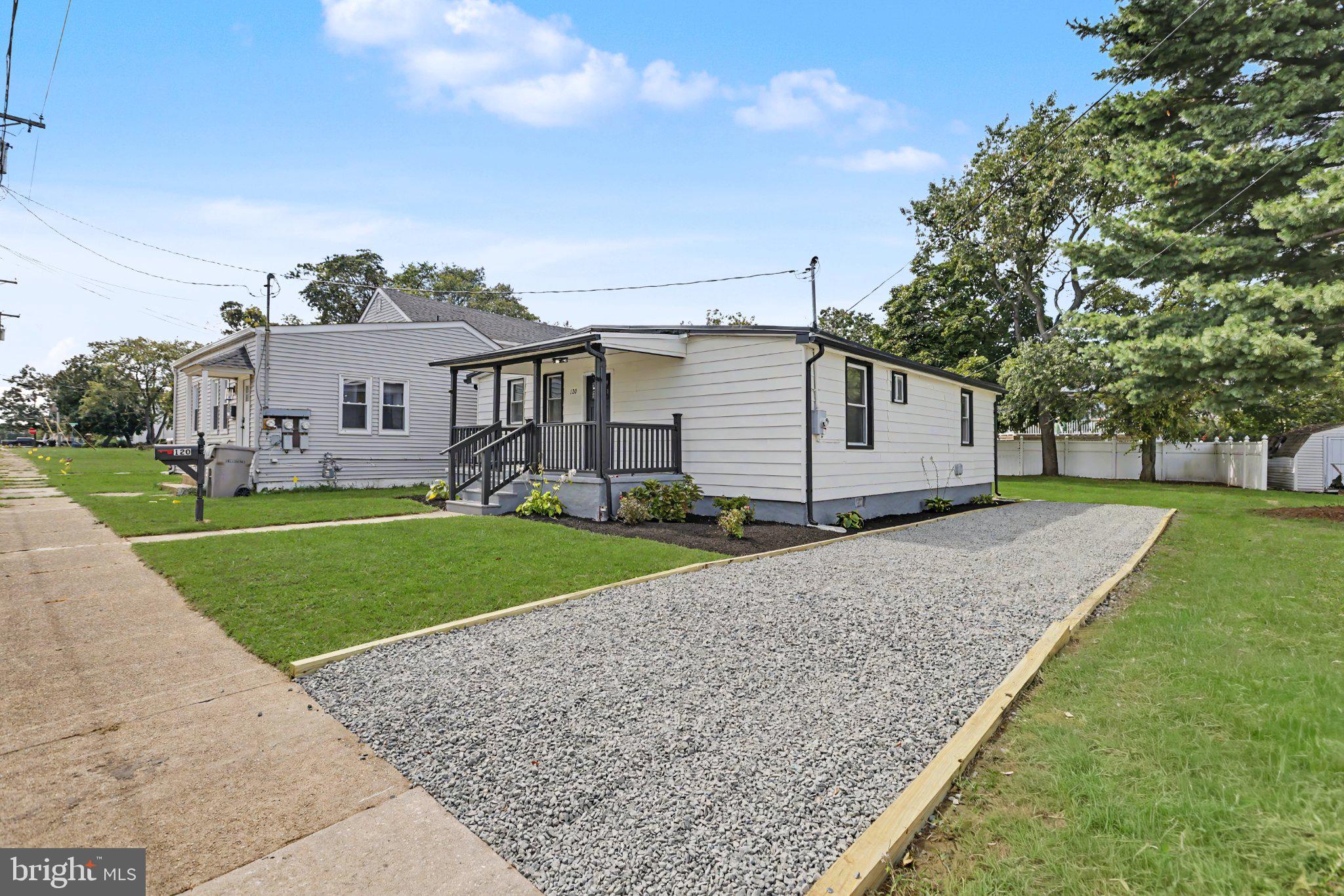 120 BILLINGSPORT ROAD