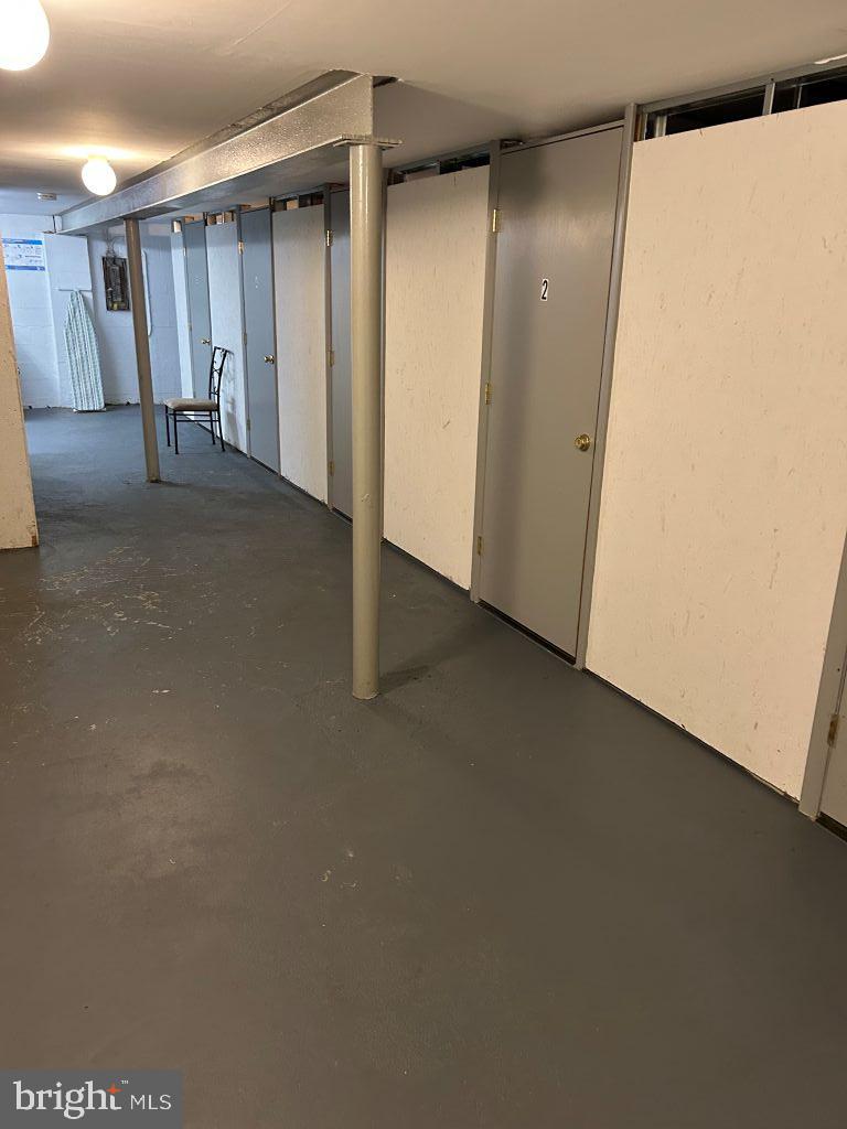 ASTON ARMS - Residential