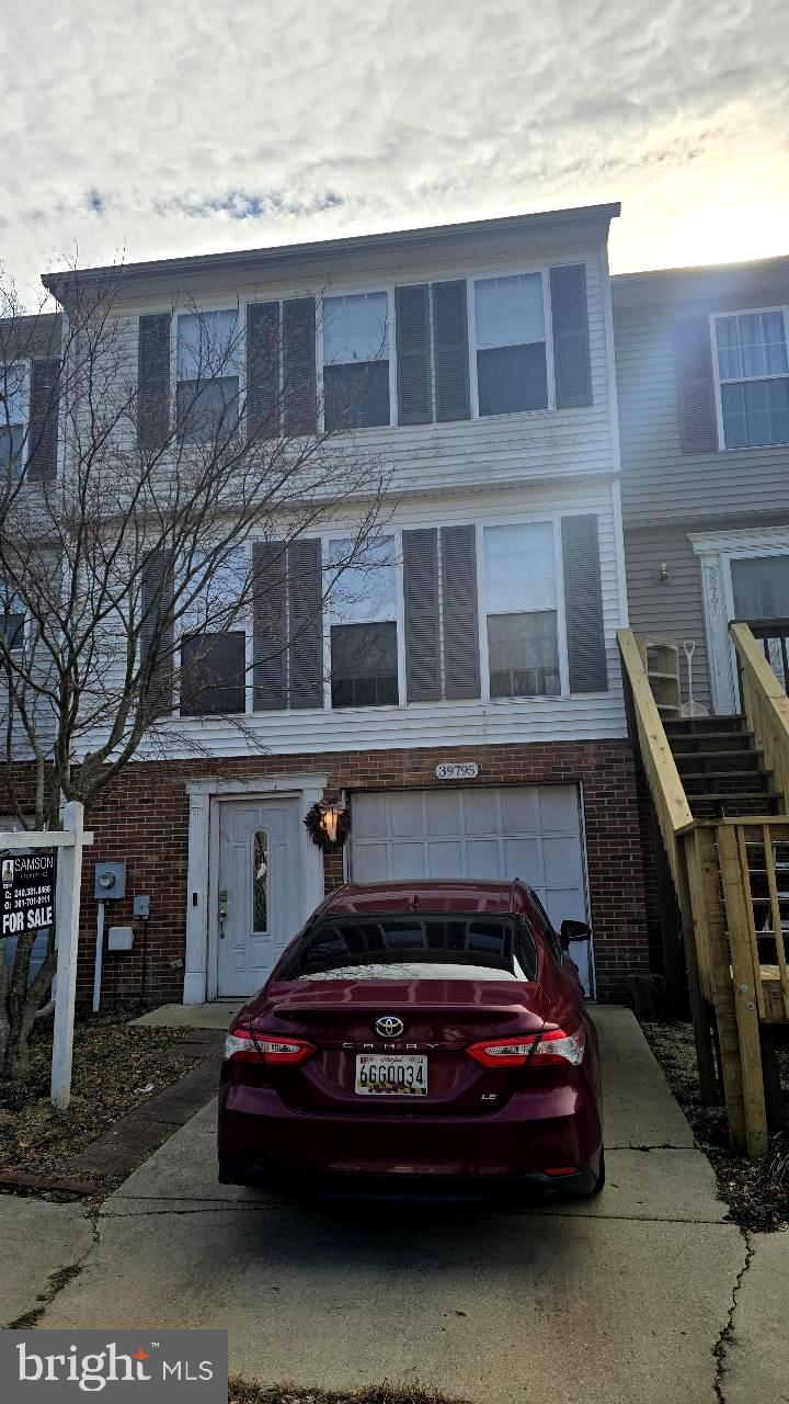 HEARTS DESIRE - Residential