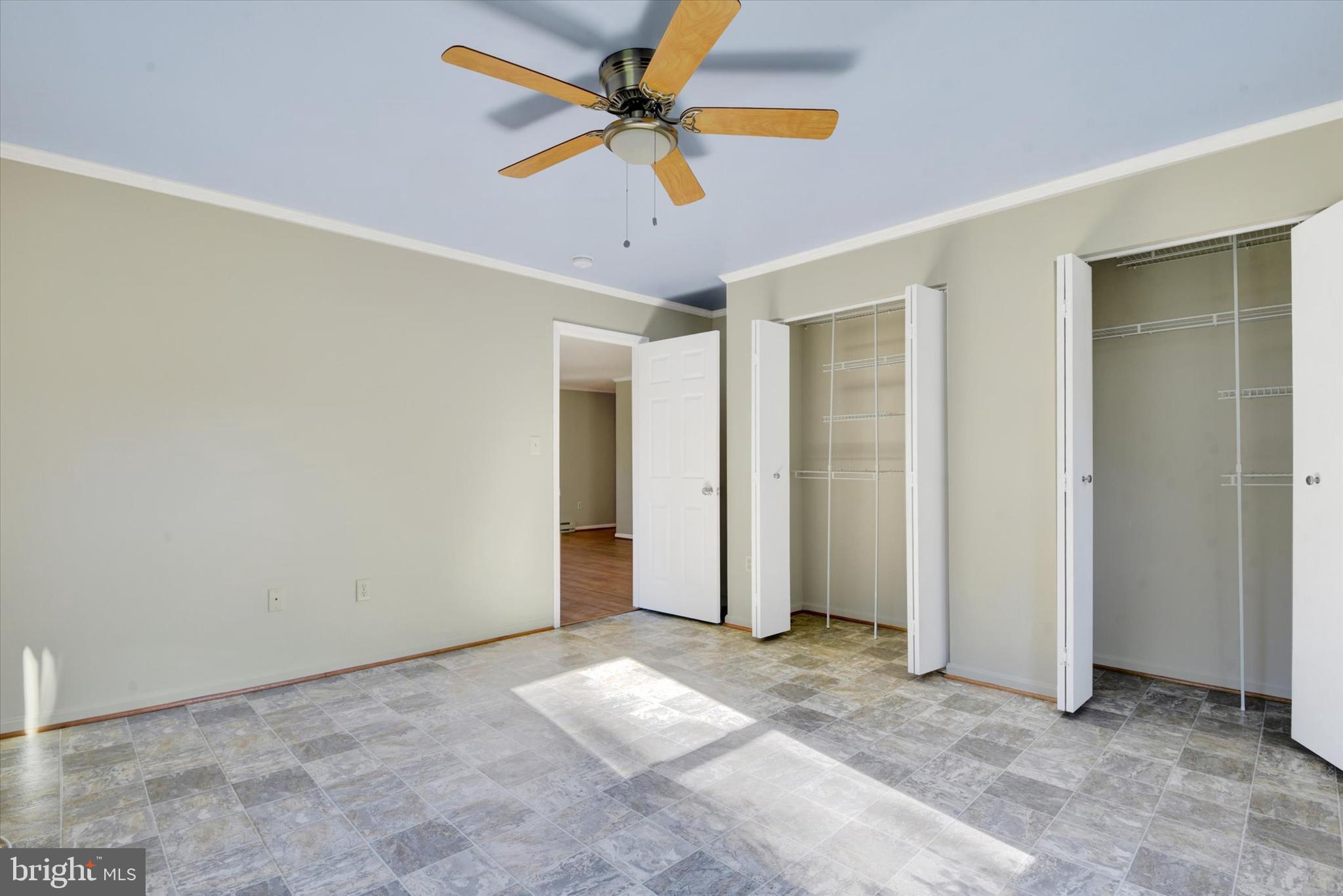 WINFIELD - Residential