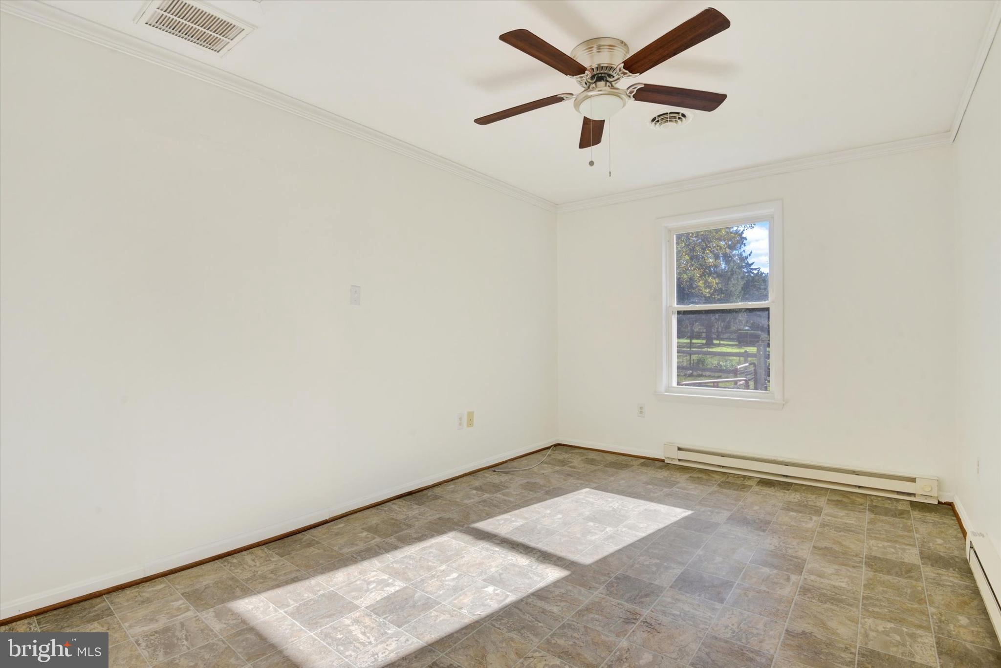 WINFIELD - Residential