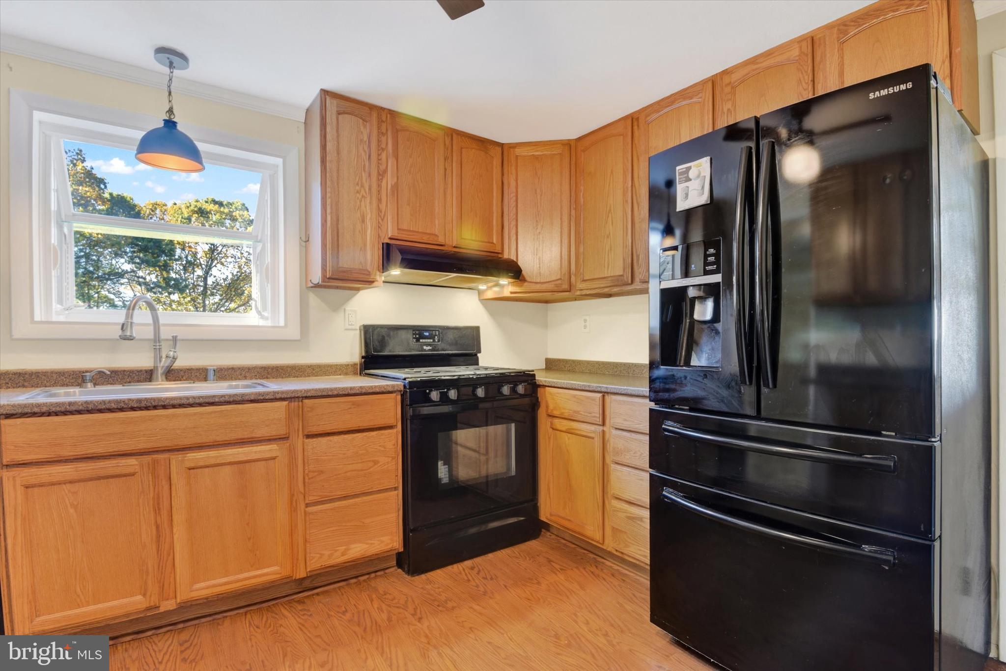 WINFIELD - Residential