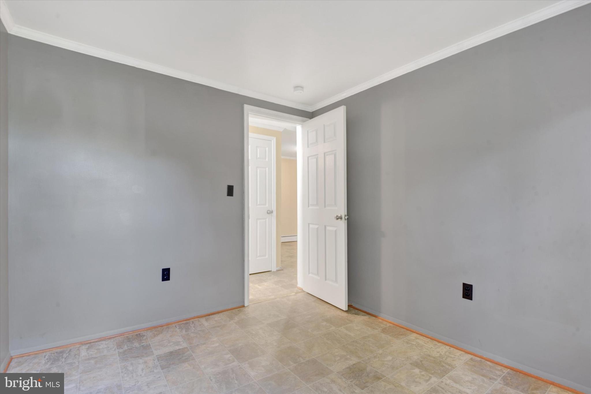 WINFIELD - Residential