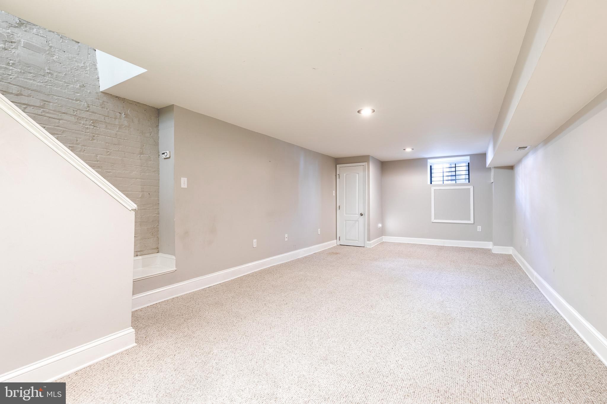HIGHLANDTOWN - Residential
