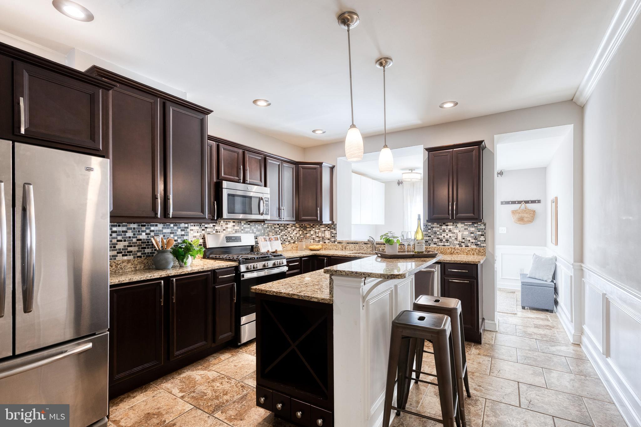 HIGHLANDTOWN - Residential