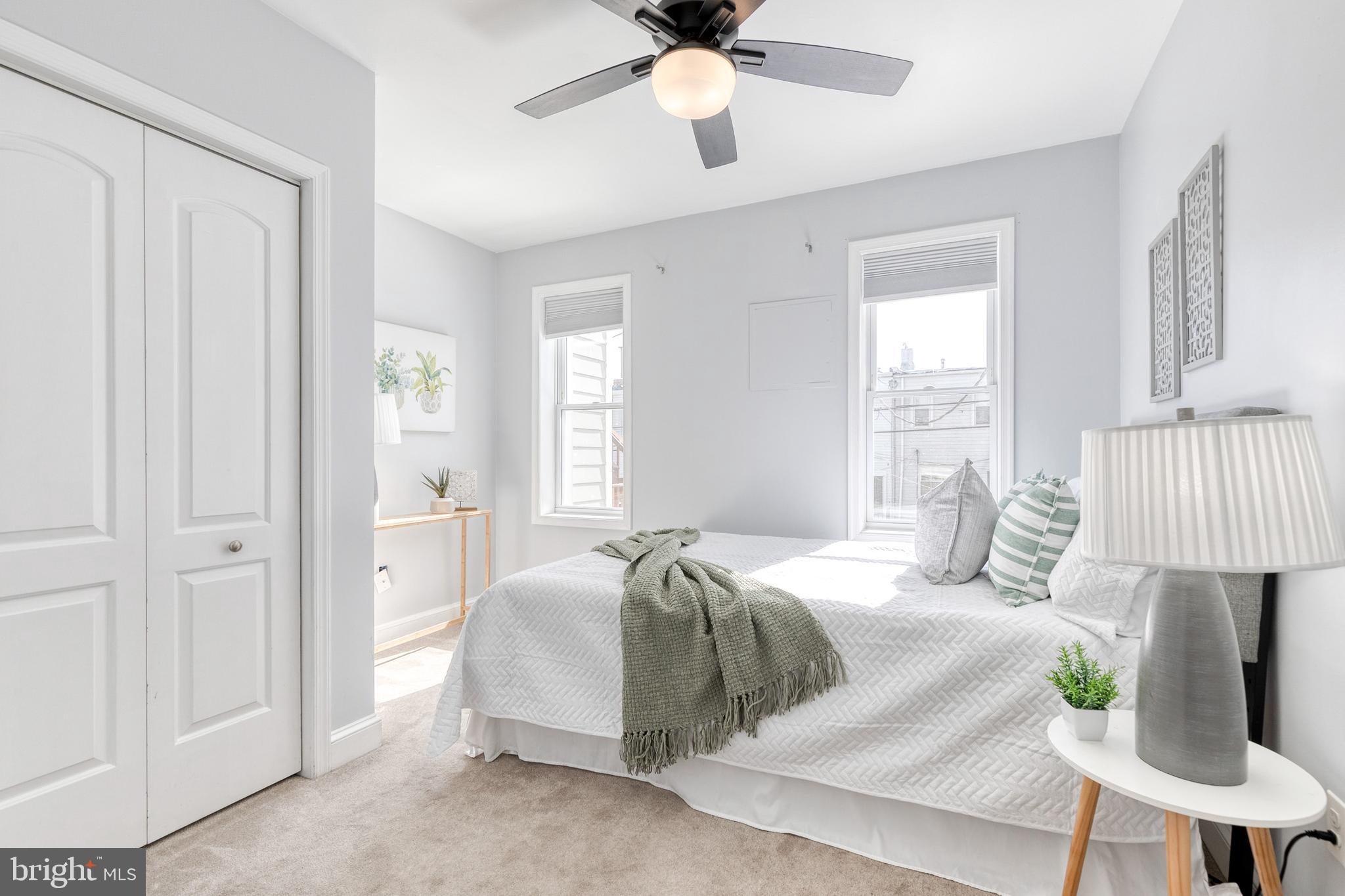 HIGHLANDTOWN - Residential