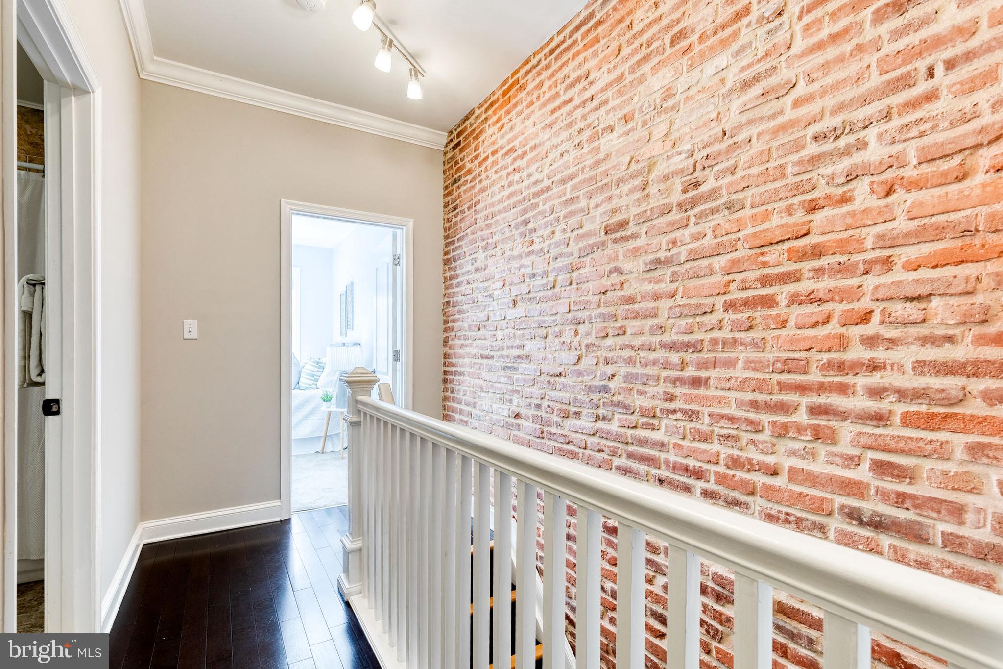 HIGHLANDTOWN - Residential